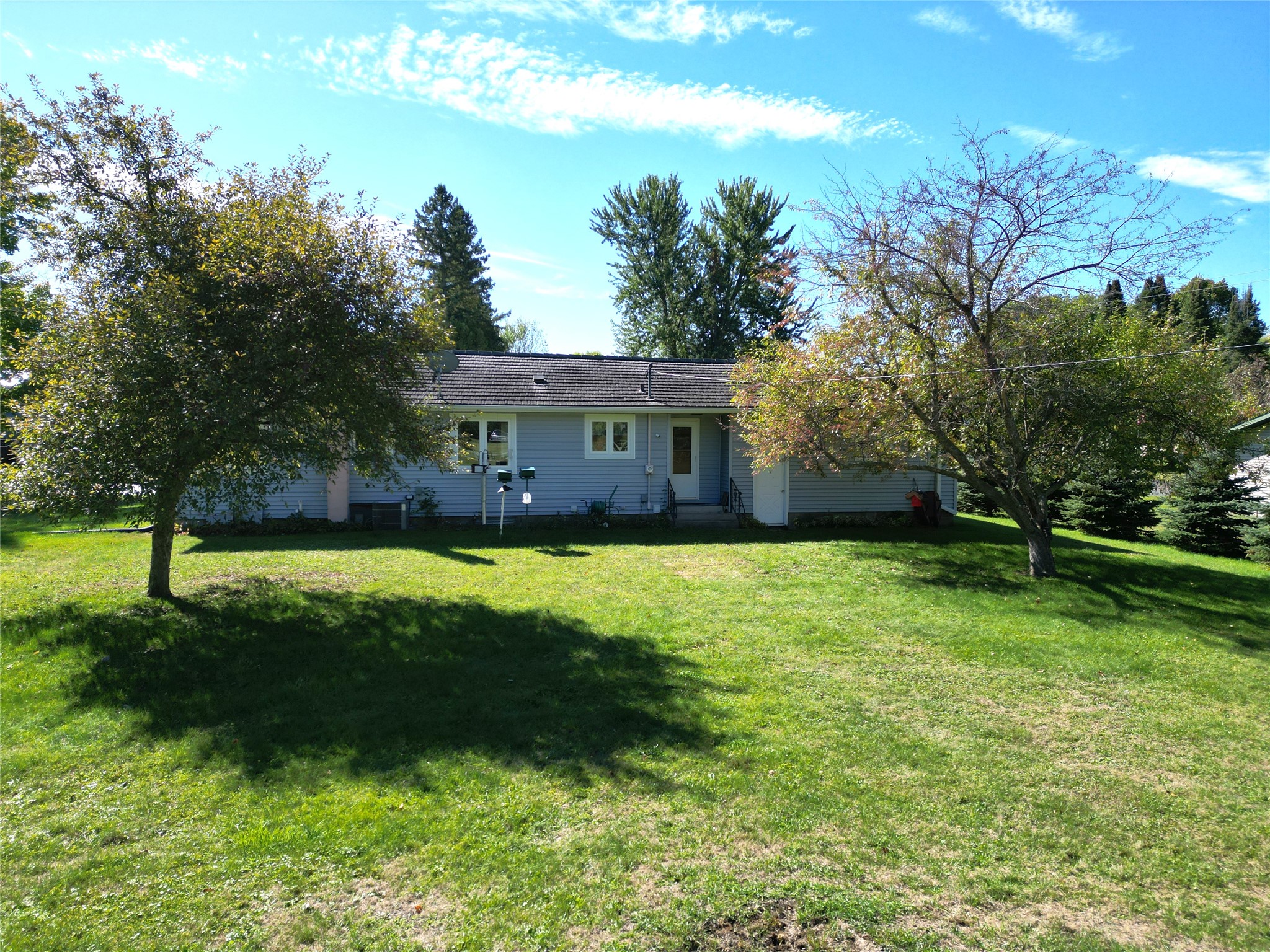 311 College Avenue W Property Photo 22