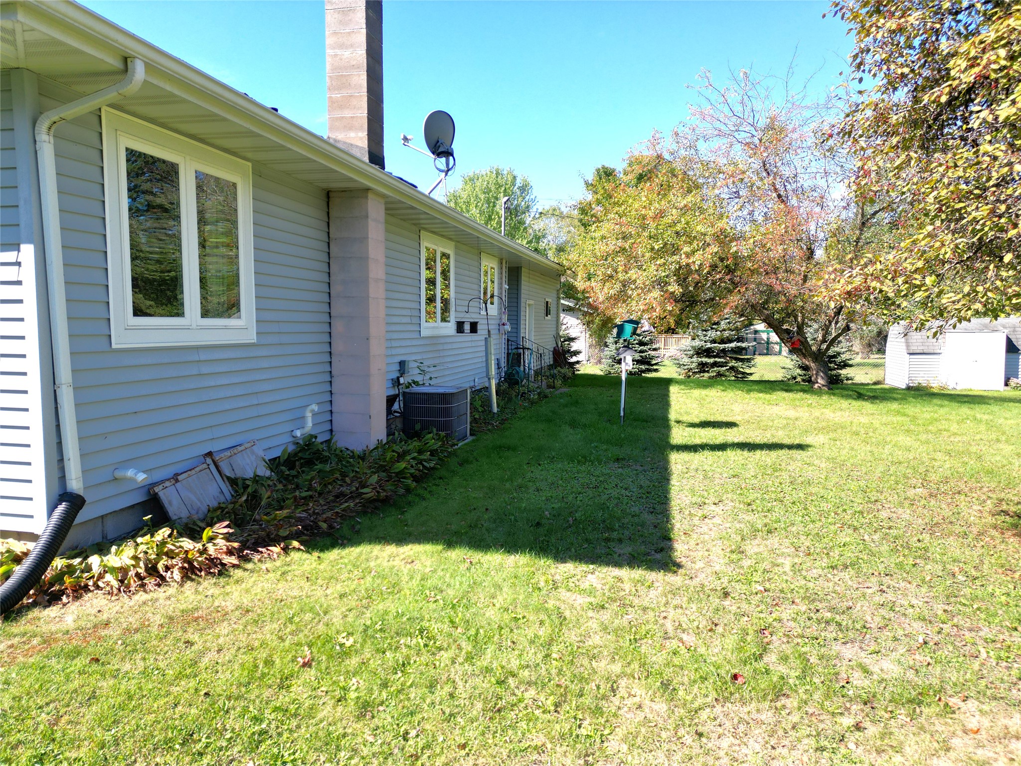 311 College Avenue W Property Photo 24