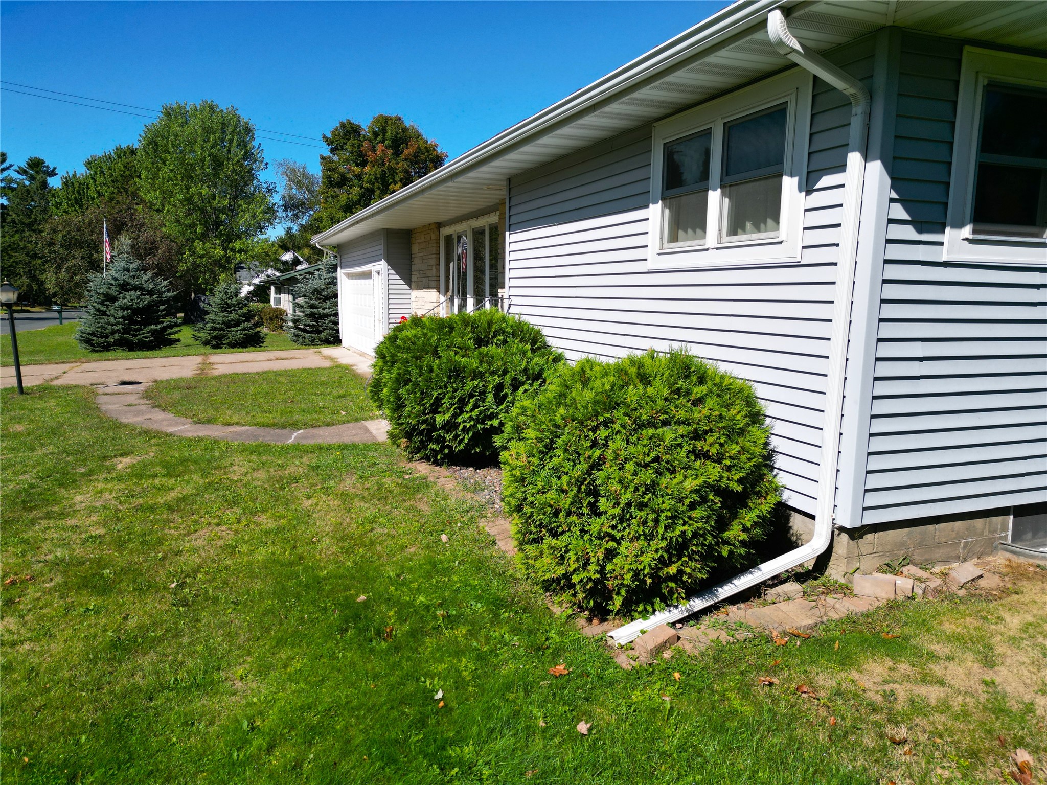 311 College Avenue W Property Photo 25