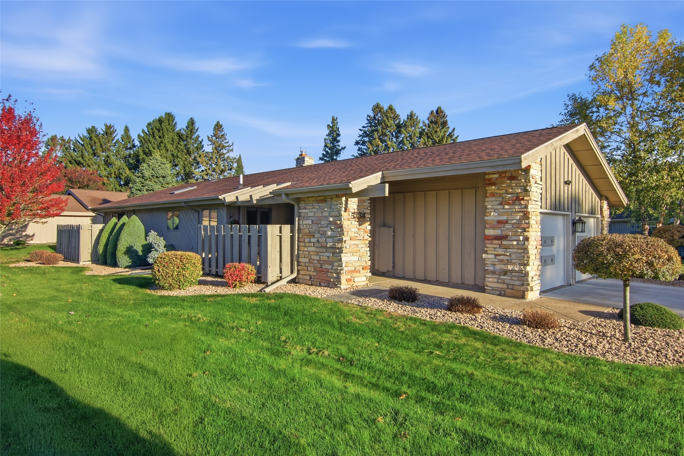 534 Fairfield Court Property Photo 1