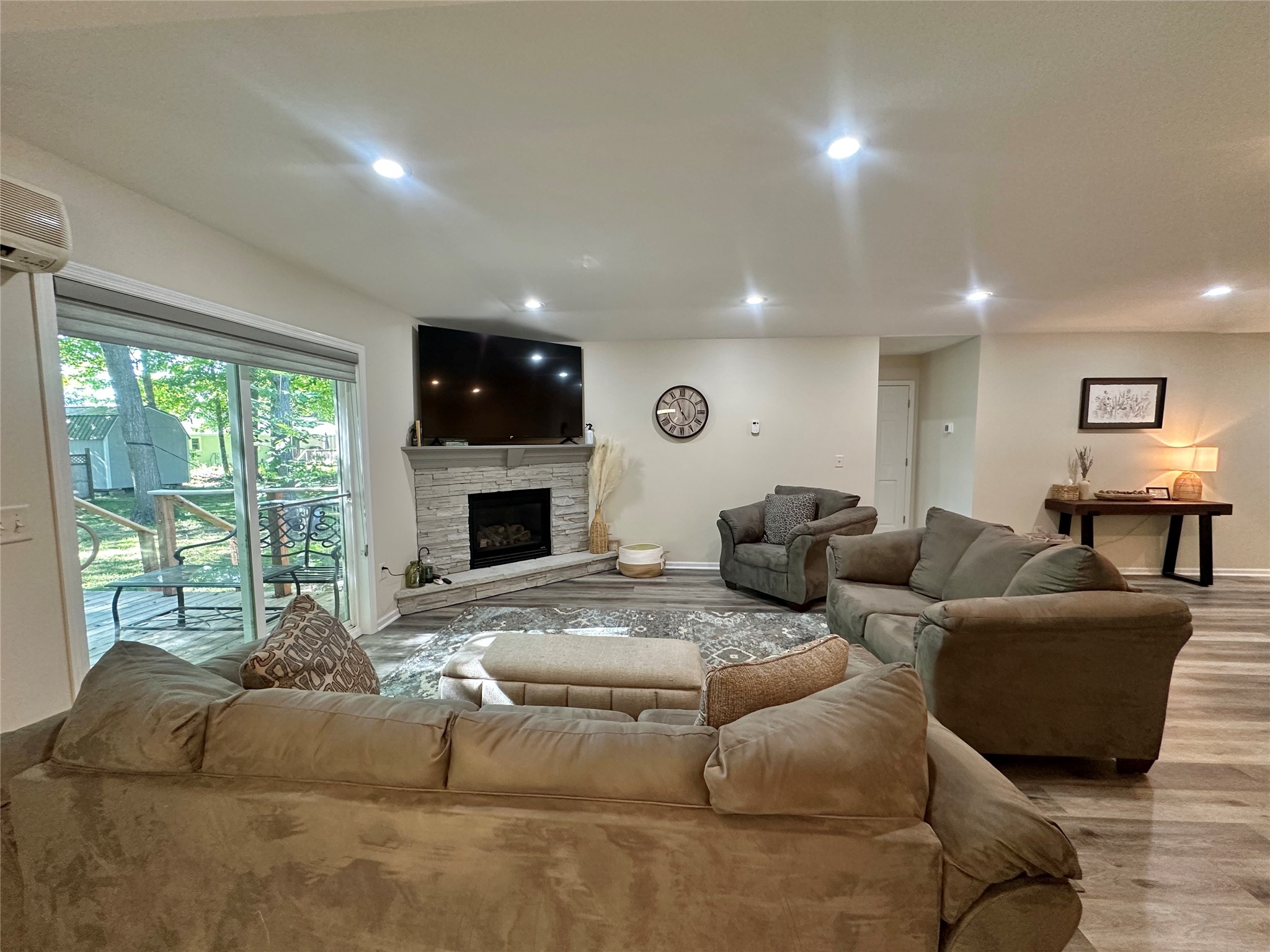 147 Royal Oak Drive Property Photo 19