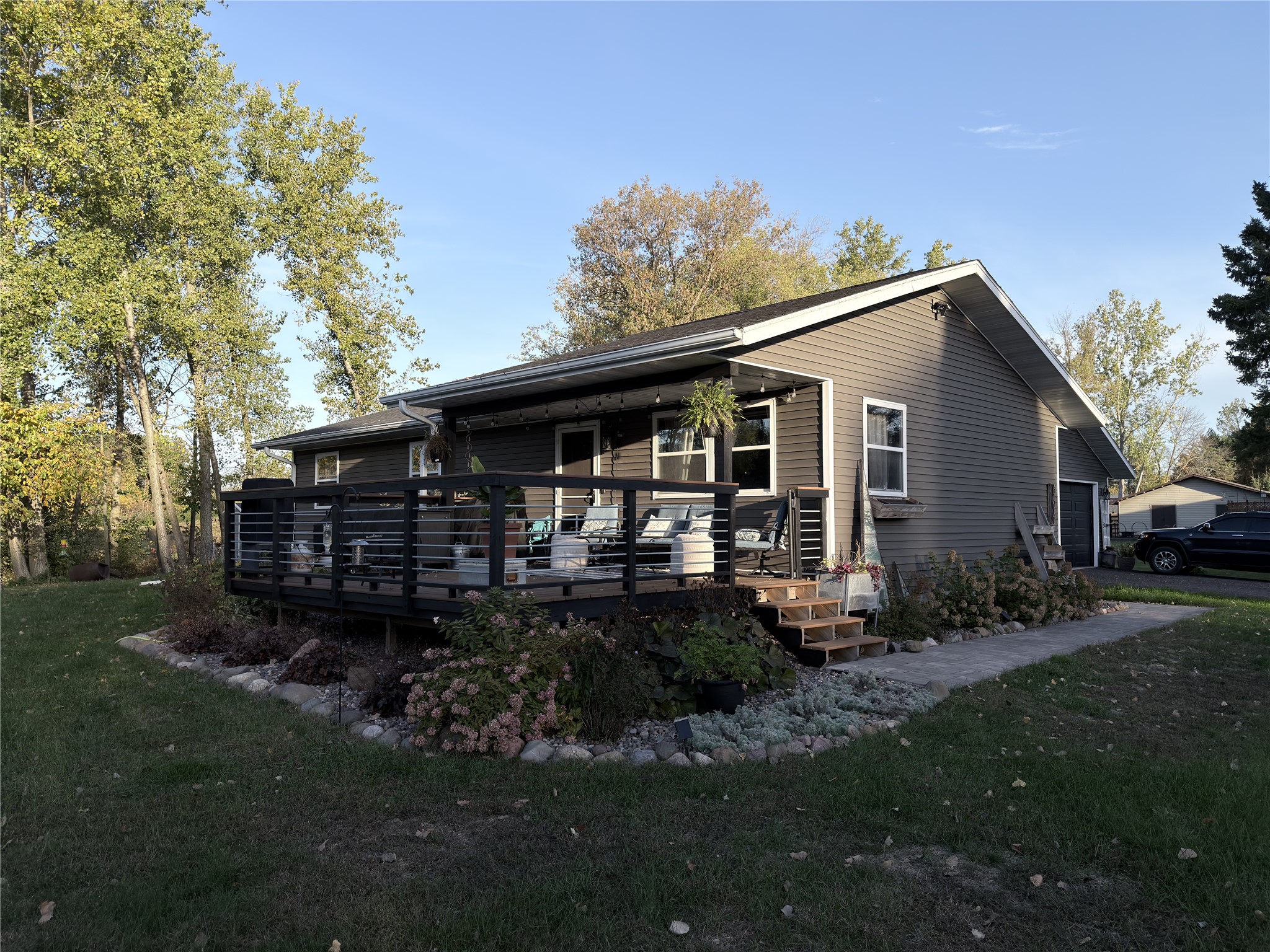 304 N Plecity Avenue Property Photo 1