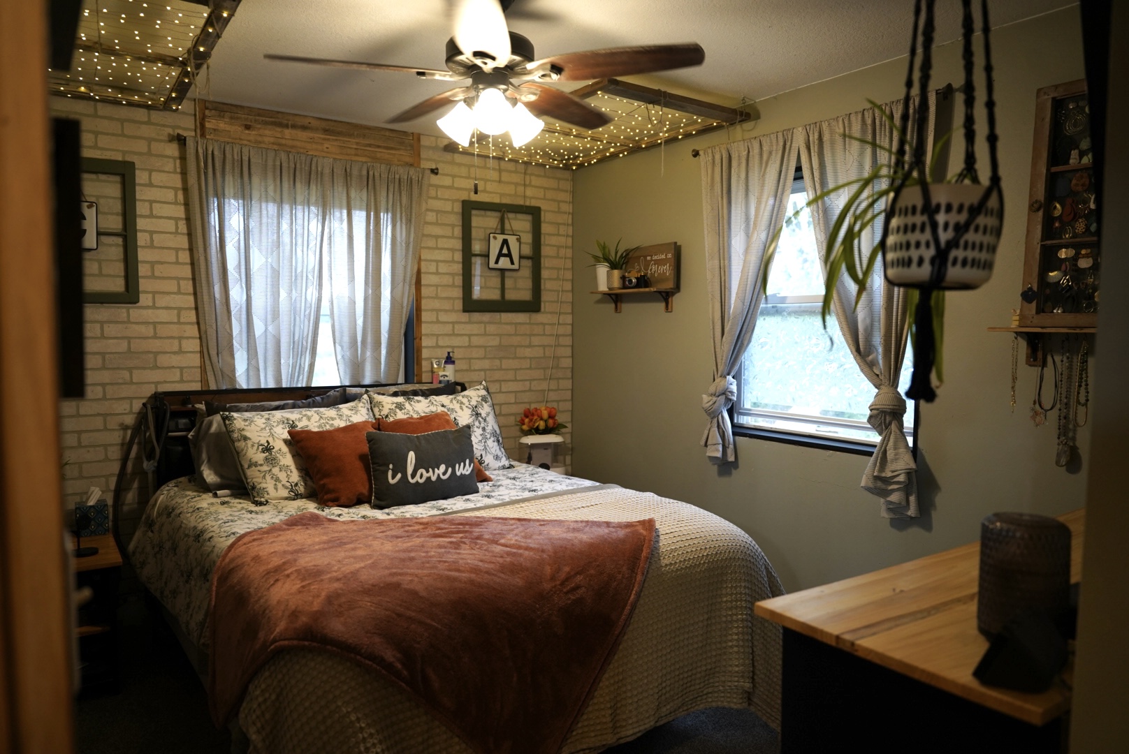 304 N Plecity Avenue Property Photo 17
