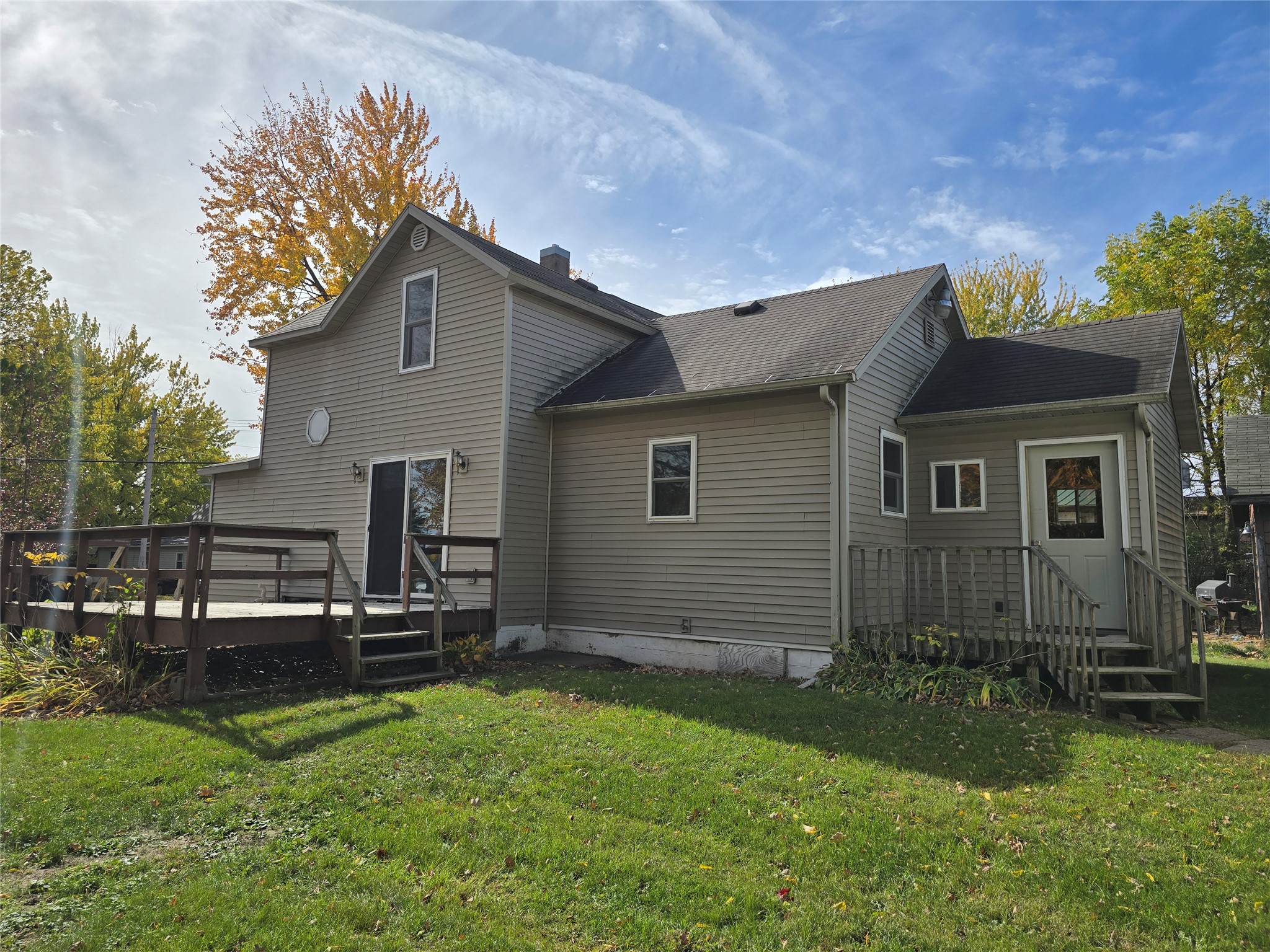 815 Worden Avenue E Property Photo 1