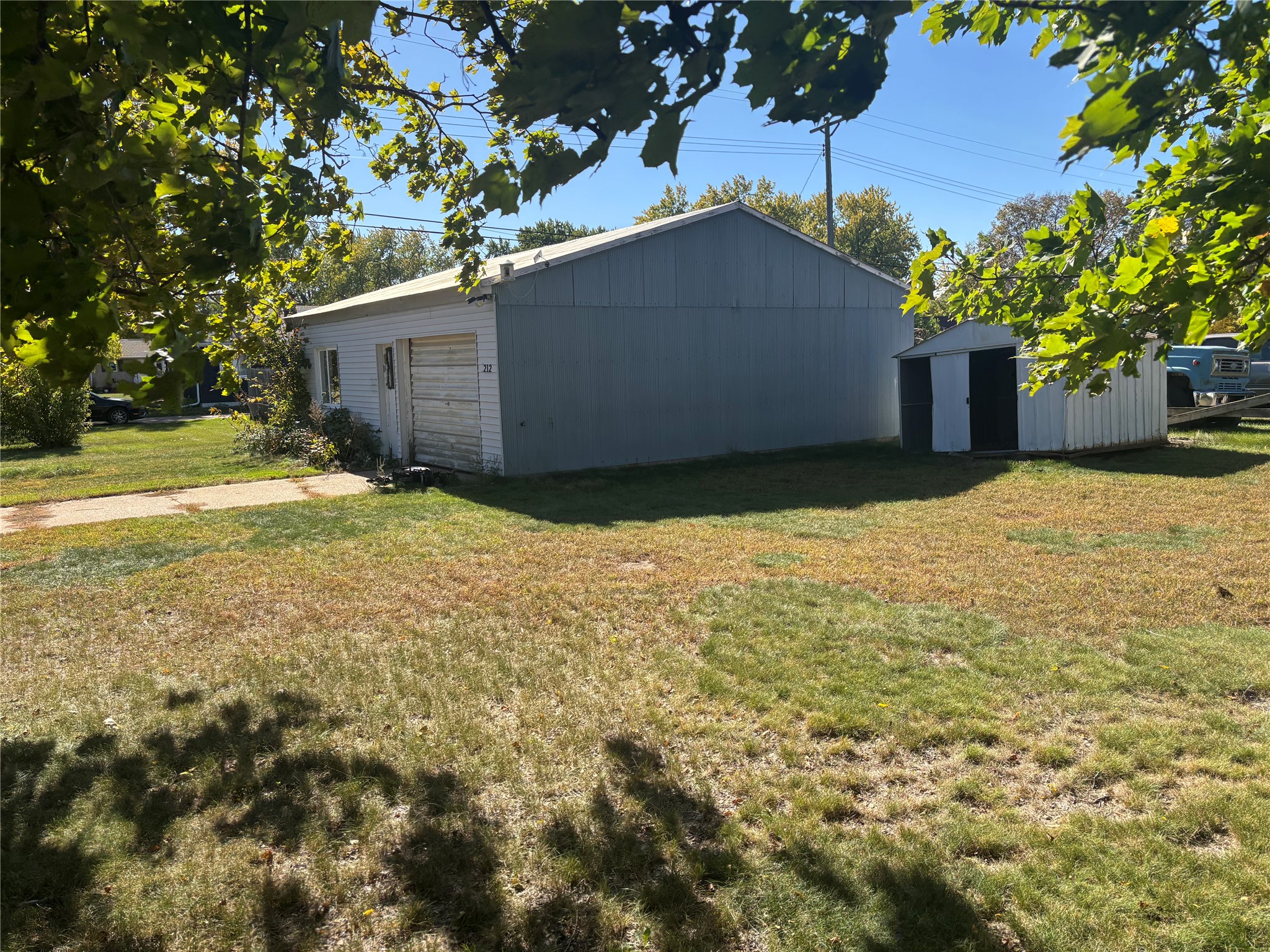 212 9th Street Property Photo 2