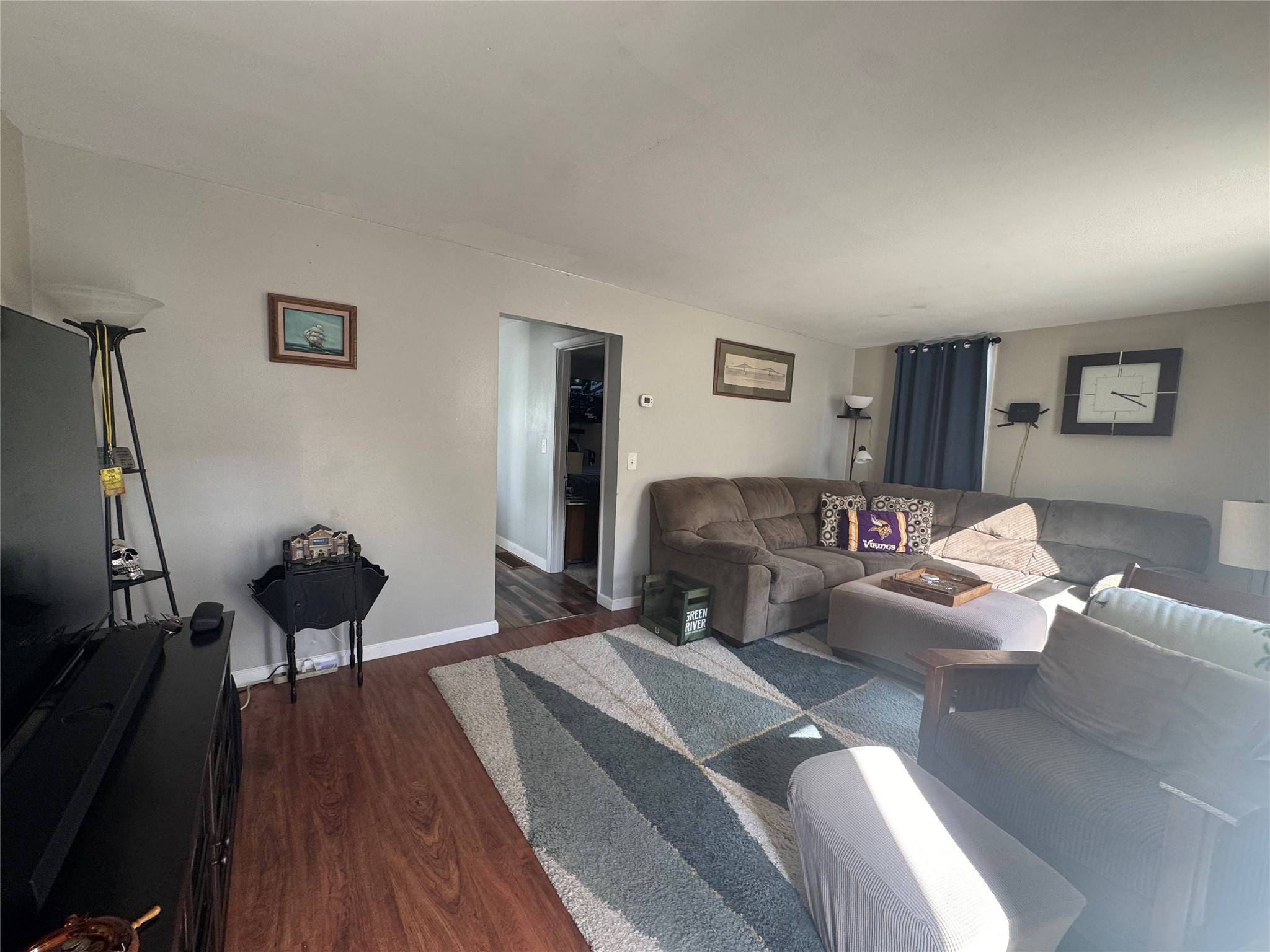 270 W Elm 1-2 Property Photo 2
