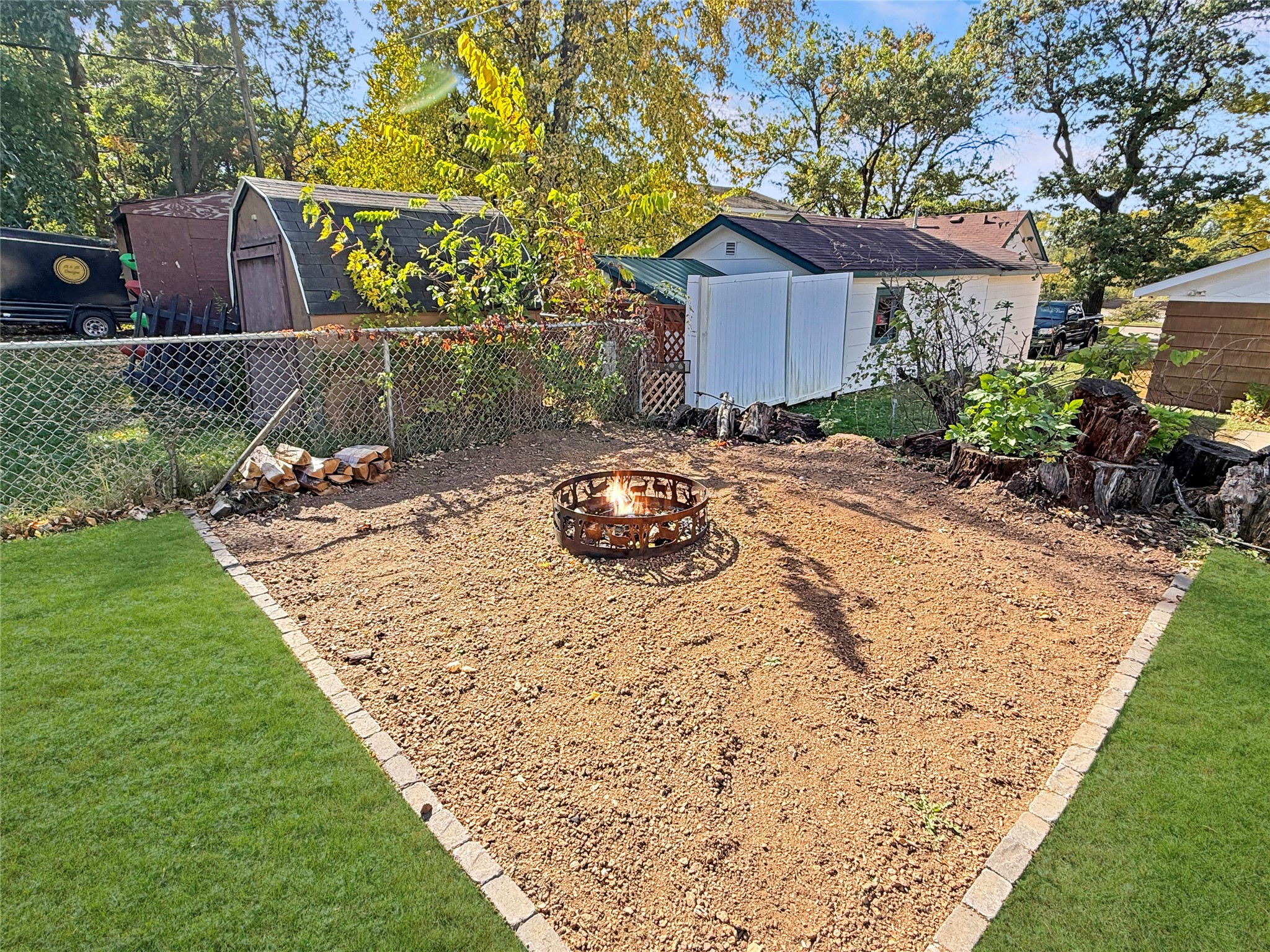 2417 Shale Ledge Road Property Photo 27