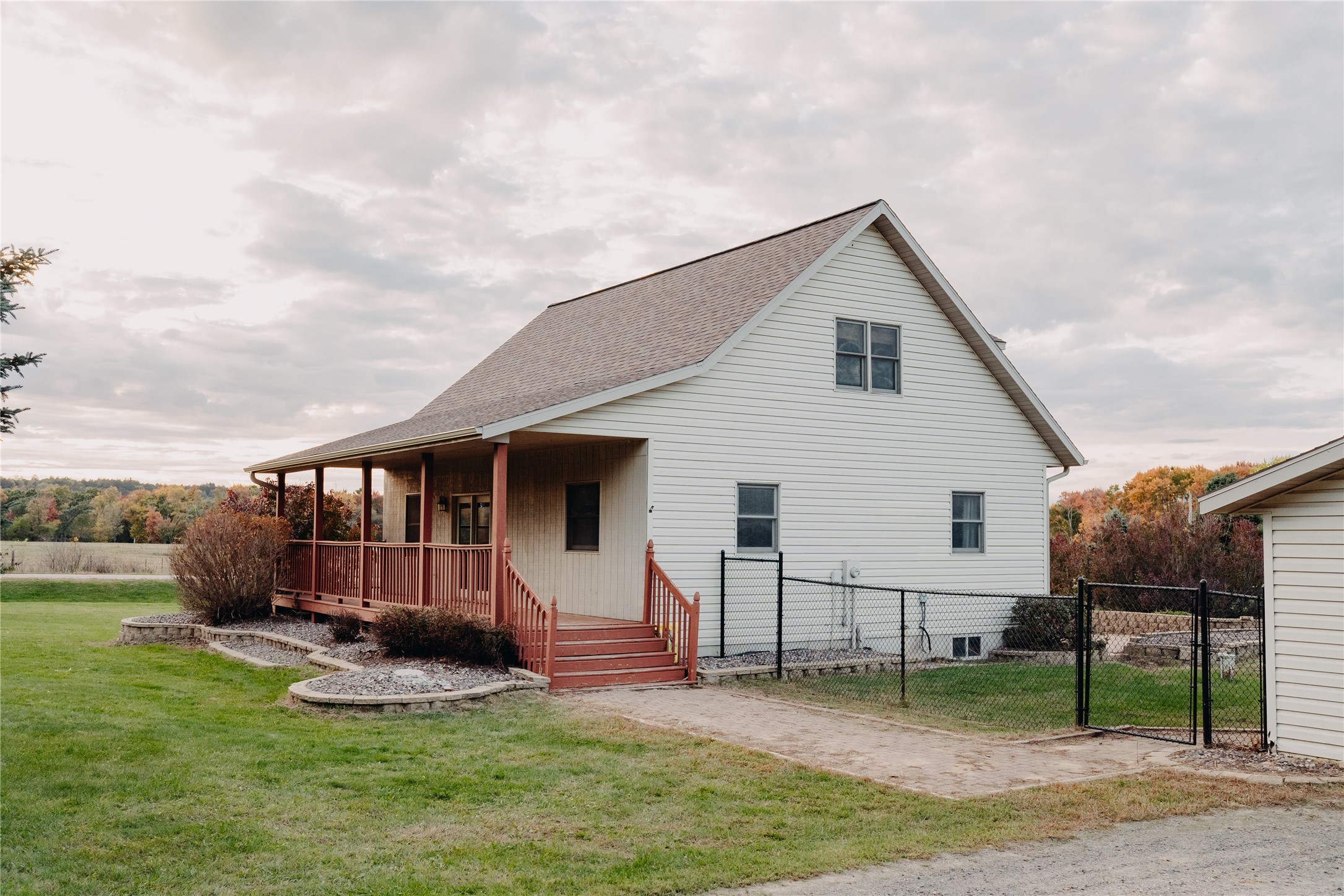 W14782 Crave Road Property Photo 2