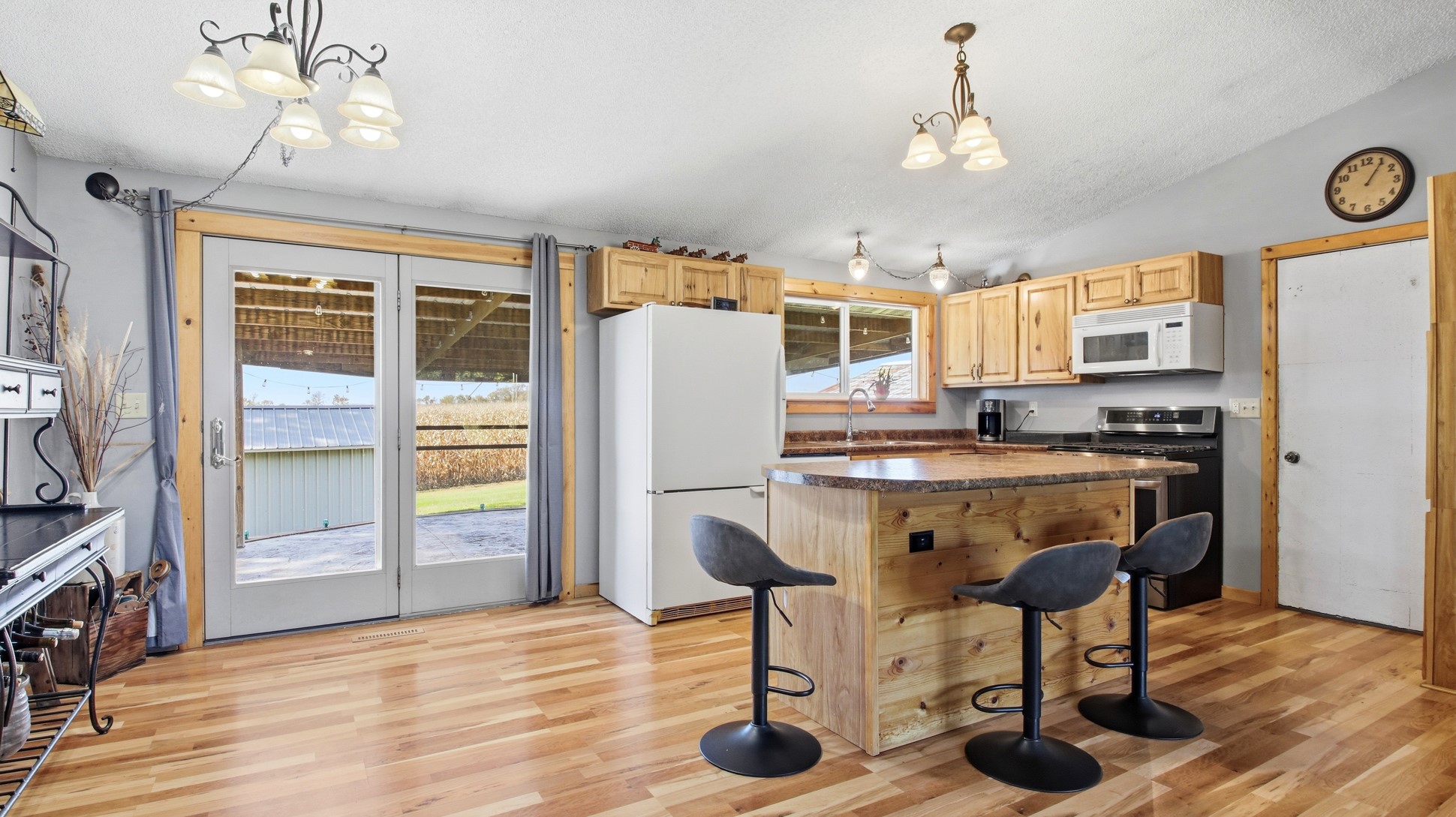3141 N County Road Y Property Photo 8