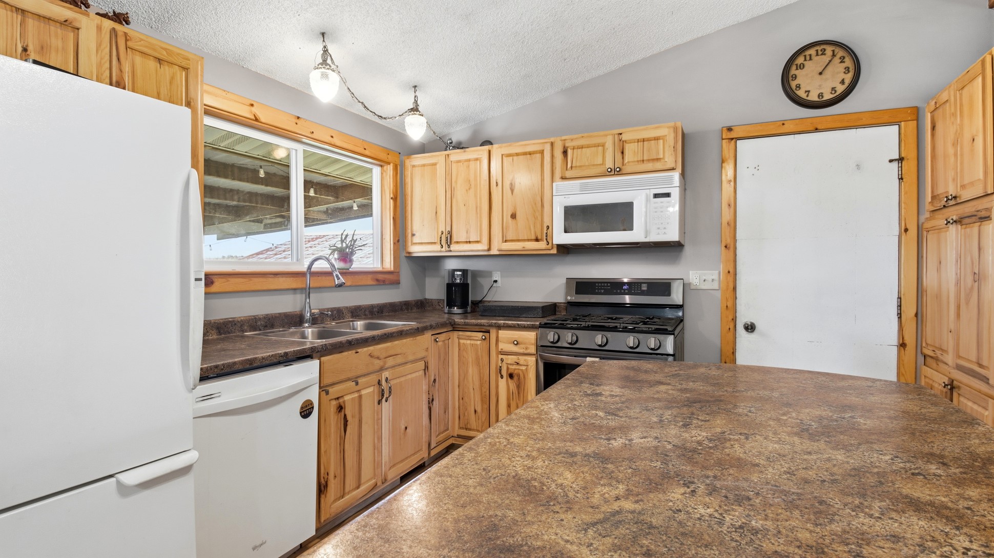 3141 N County Road Y Property Photo 11
