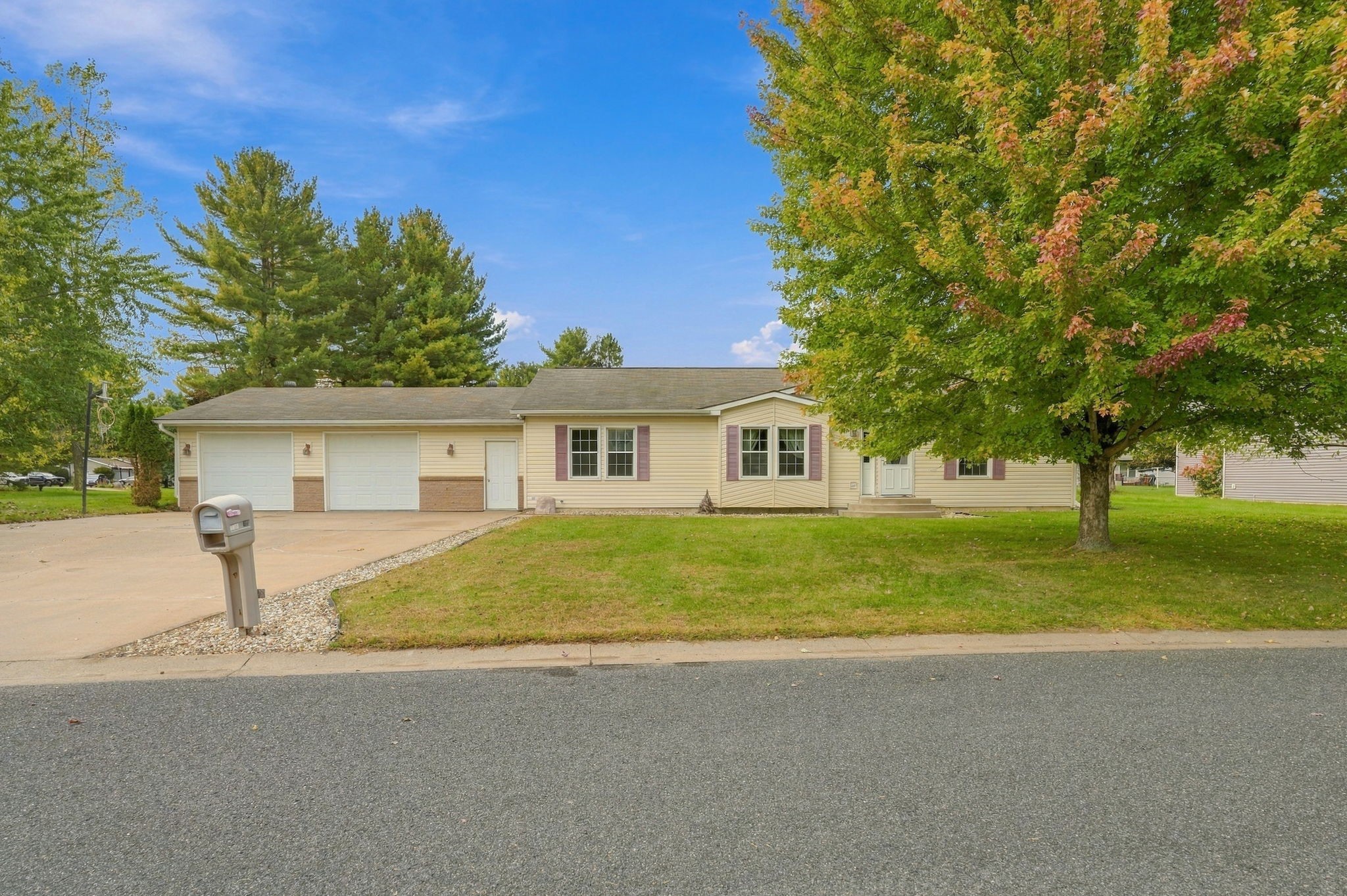 1027 Prairie Circle Property Photo 1