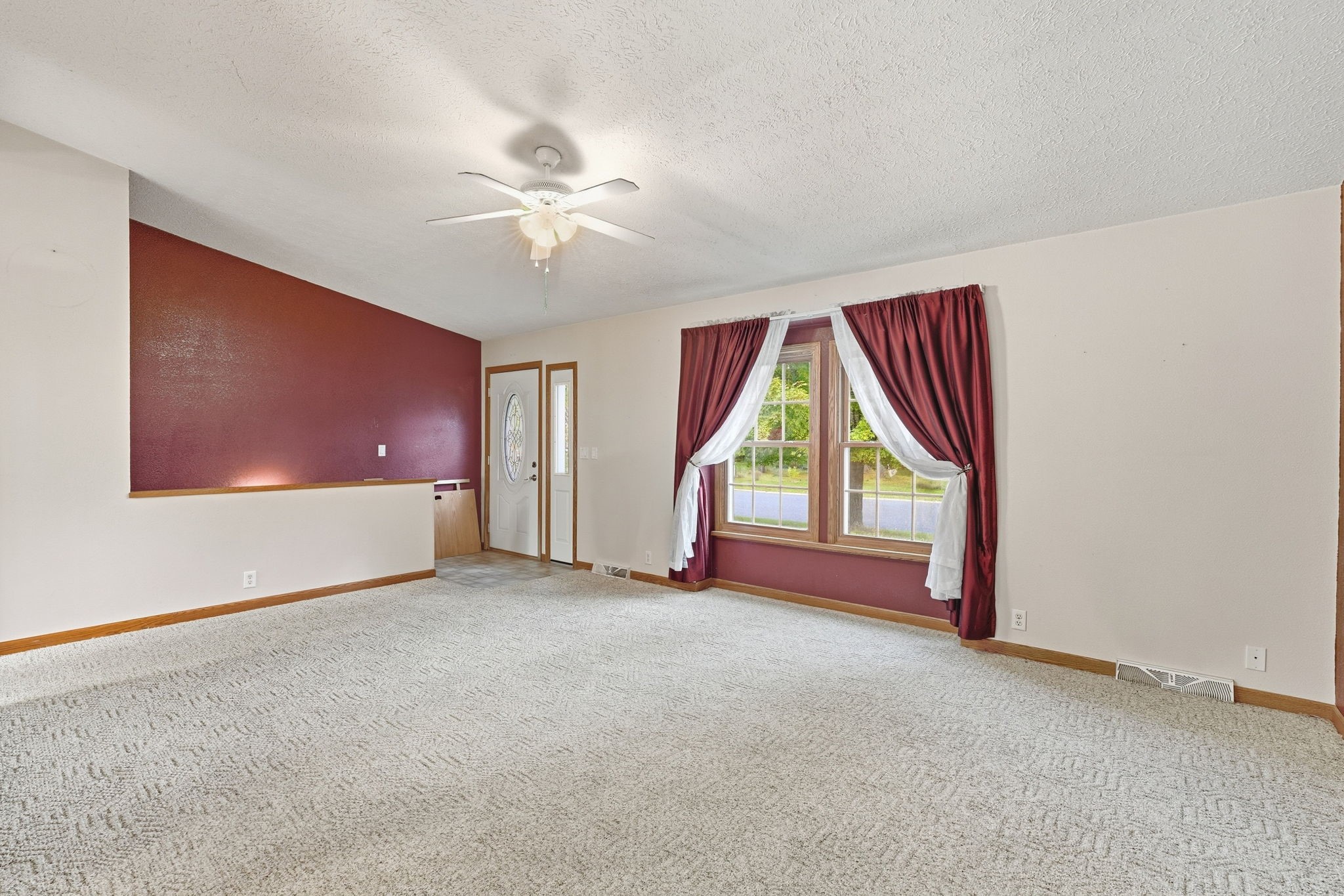 1027 Prairie Circle Property Photo 12