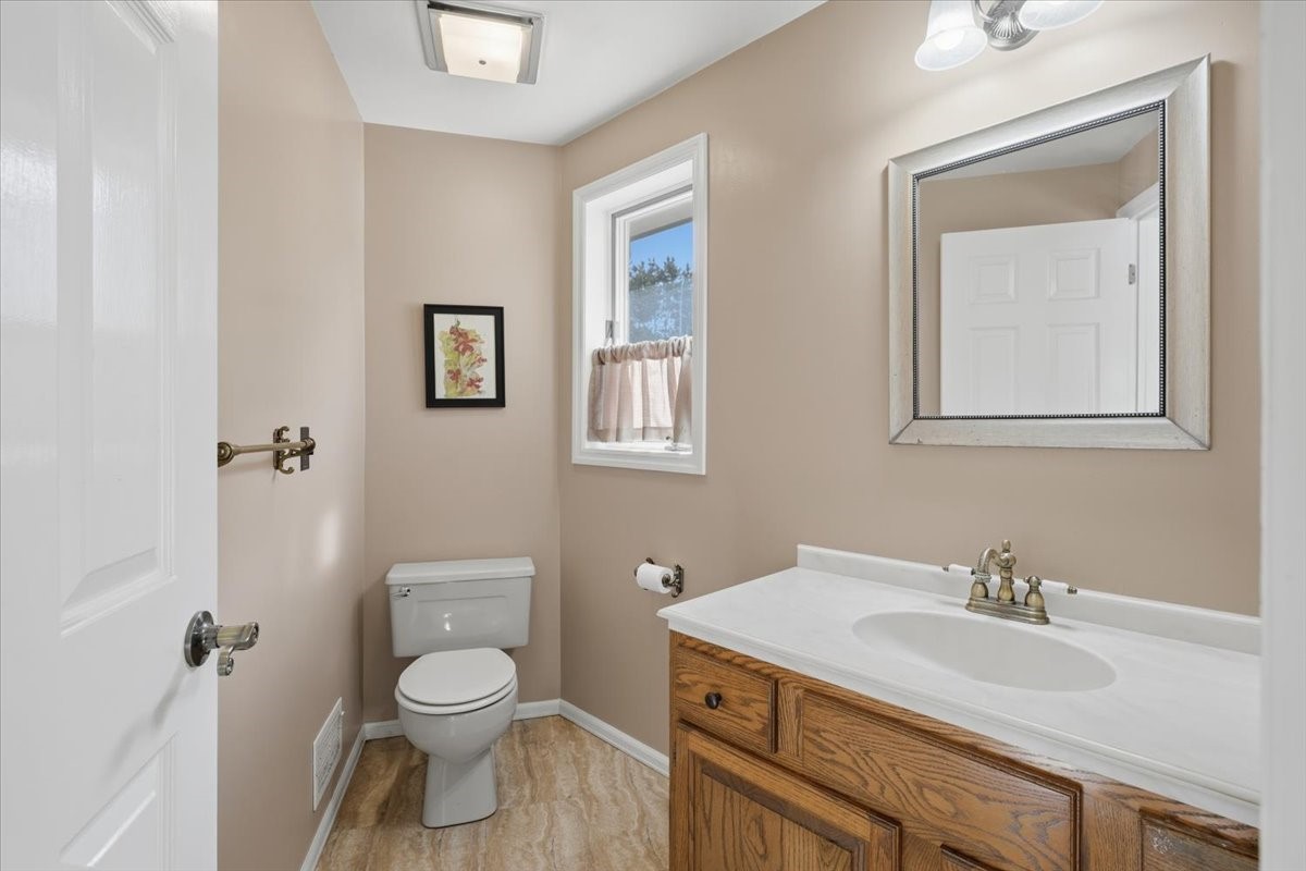 8233 162nd Street Property Photo 23
