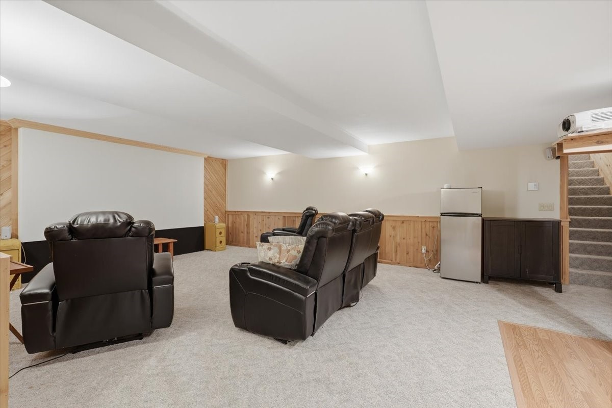 8233 162nd Street Property Photo 34