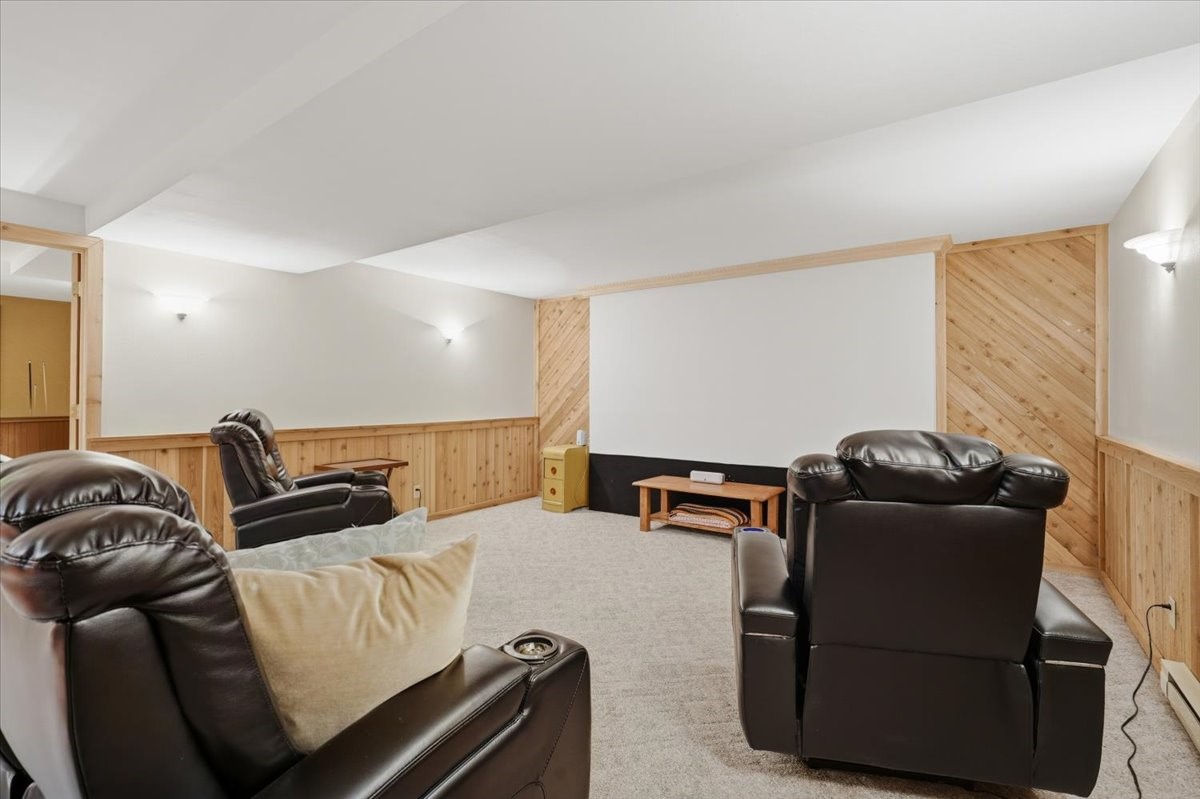 8233 162nd Street Property Photo 35