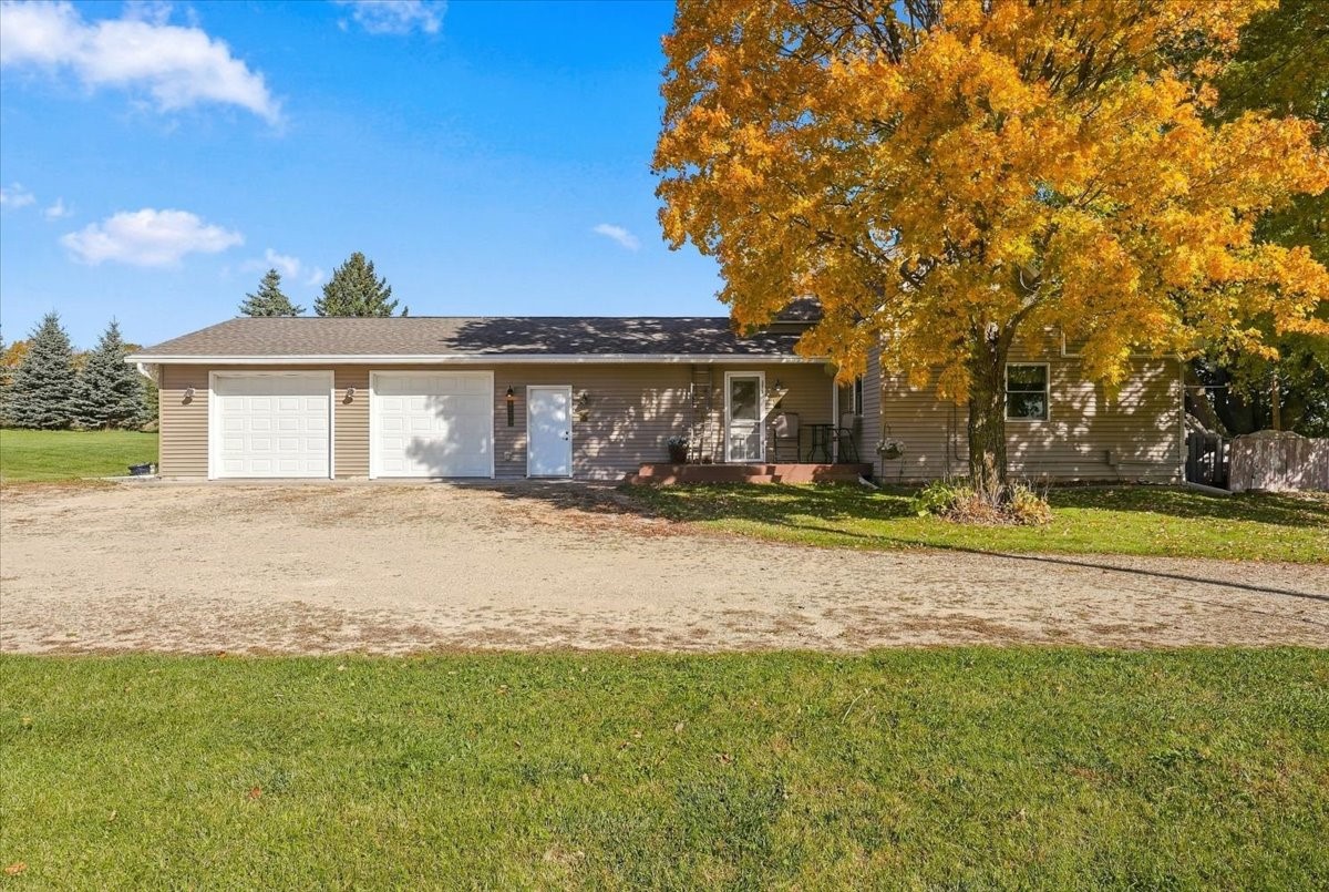 1112 245th Street Property Photo 2