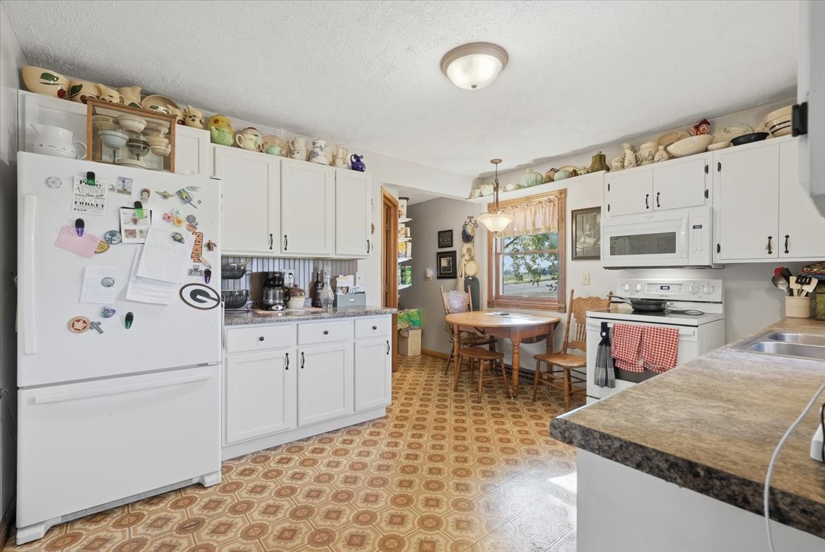 1112 245th Street Property Photo 7