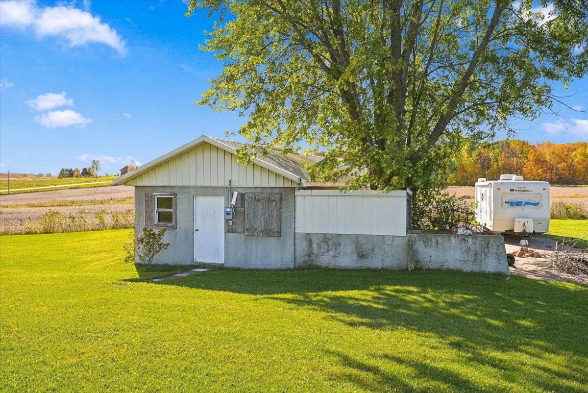 1112 245th Street Property Photo 29