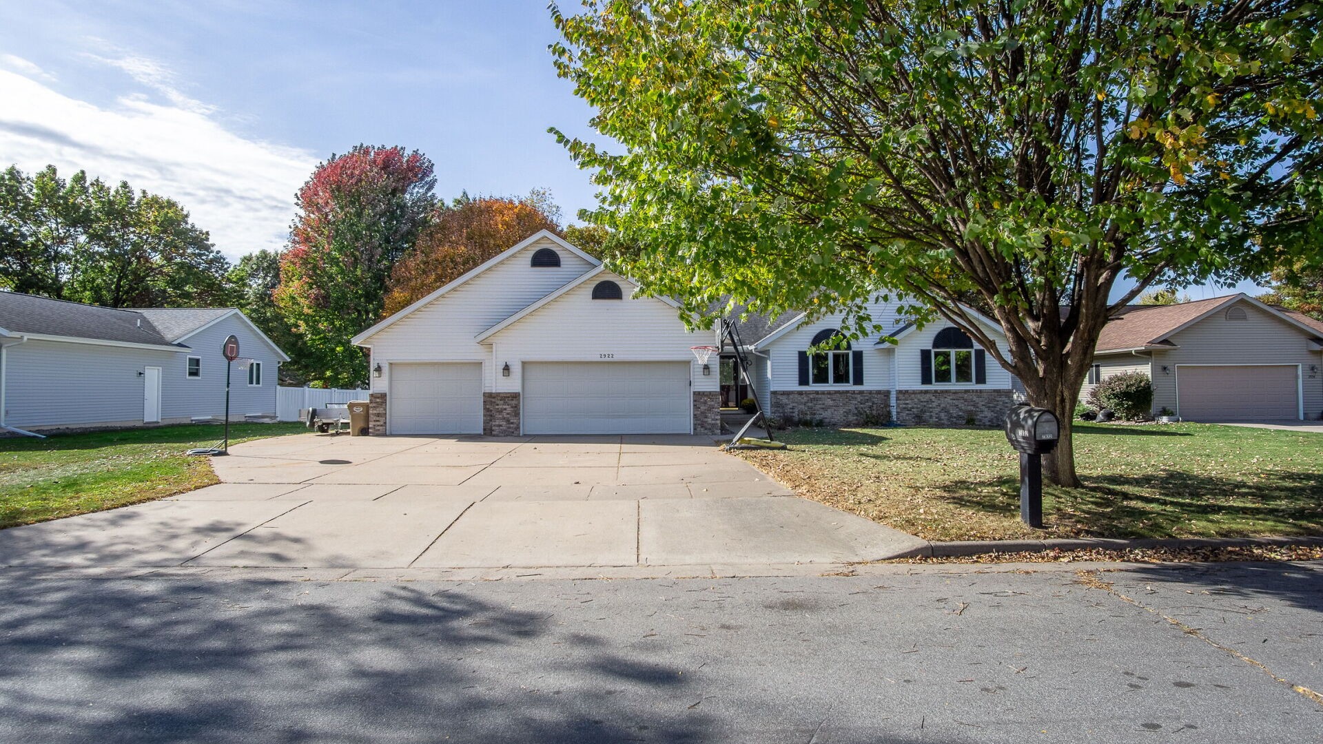 2922 Wayland Court Property Photo 14