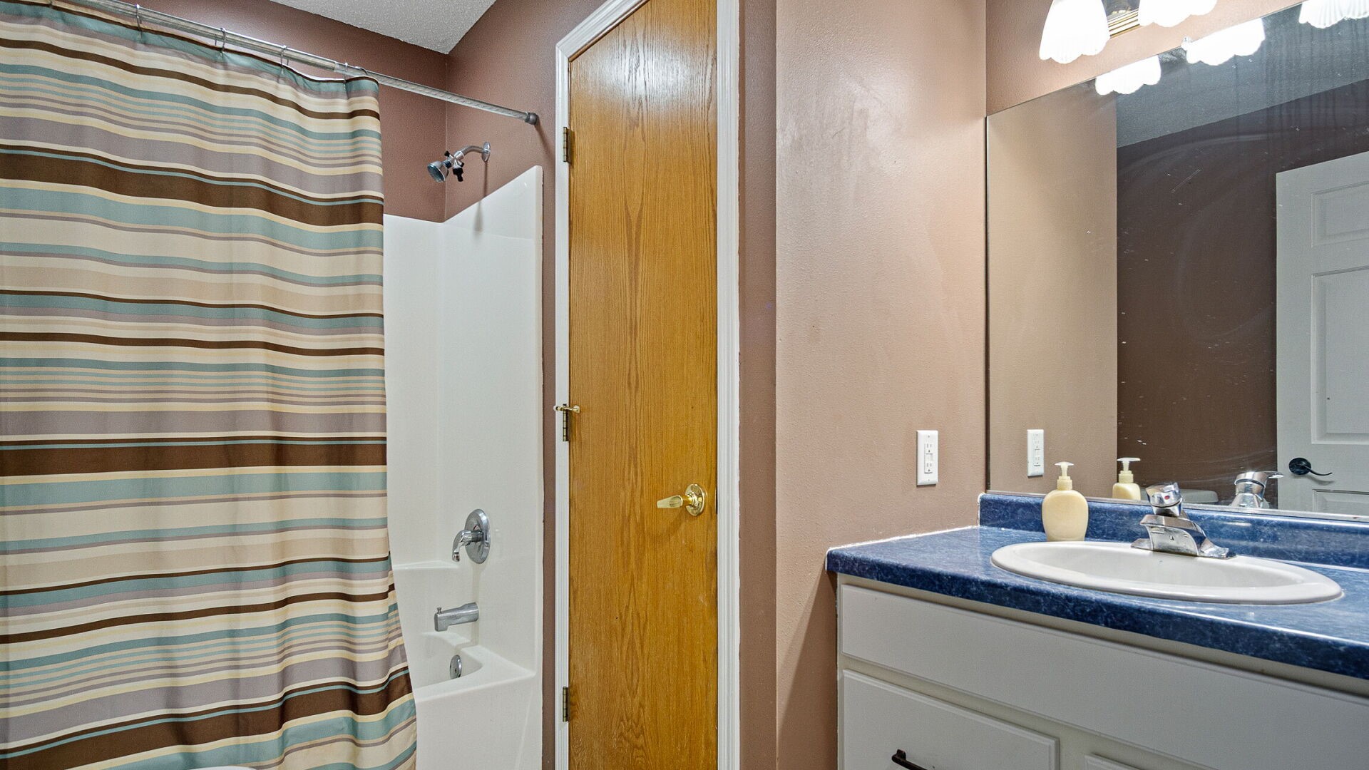 2922 Wayland Court Property Photo 15