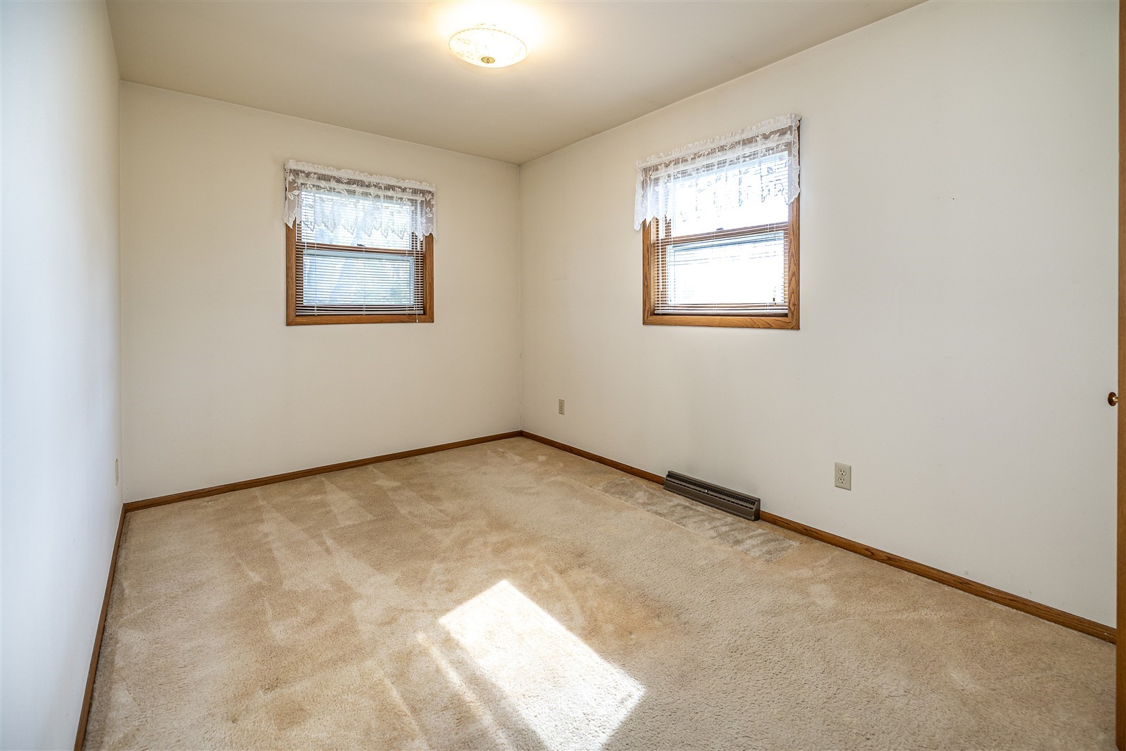 101 Hart Street Property Photo 7
