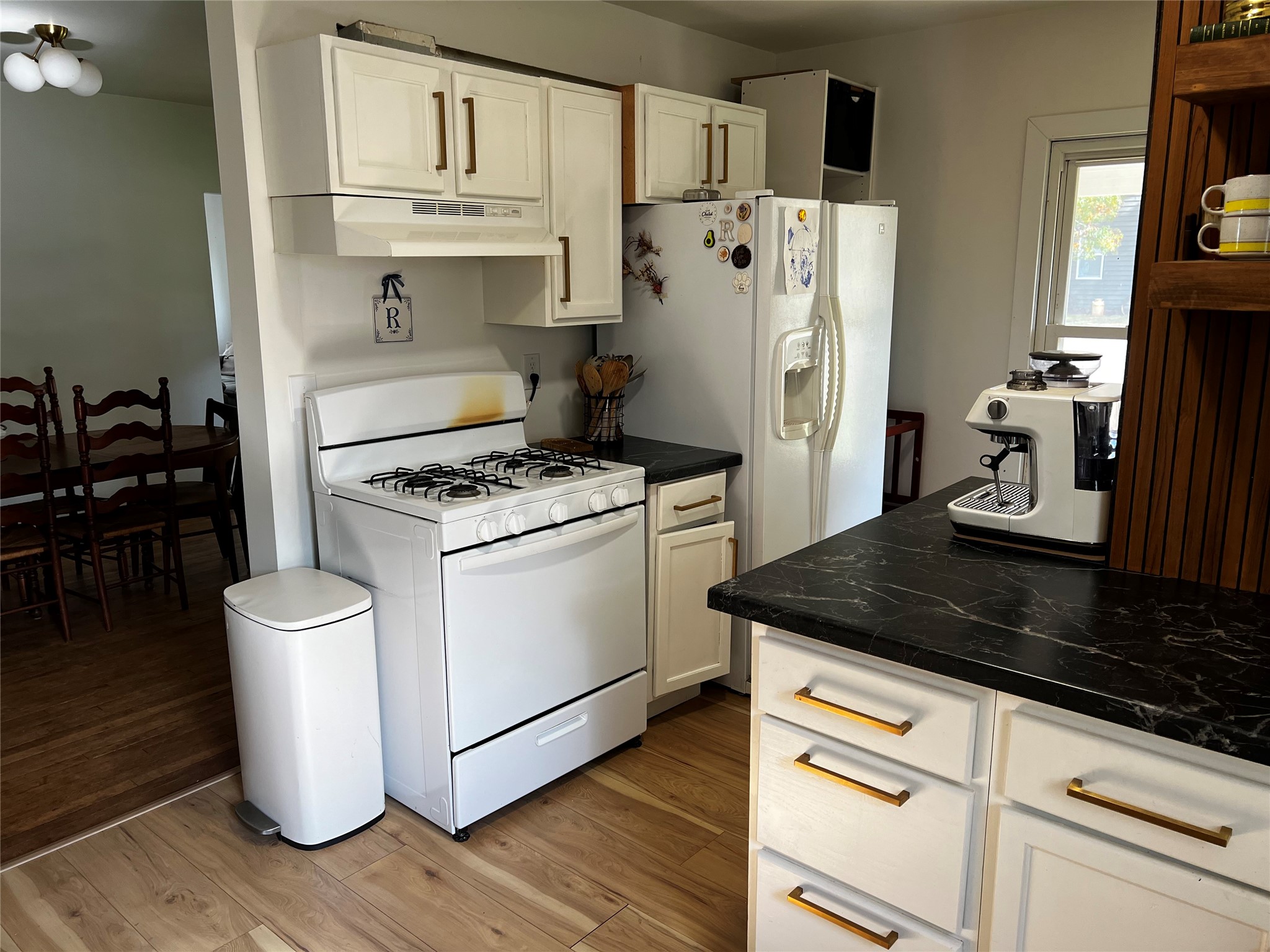 1225 5th Street Property Photo 6