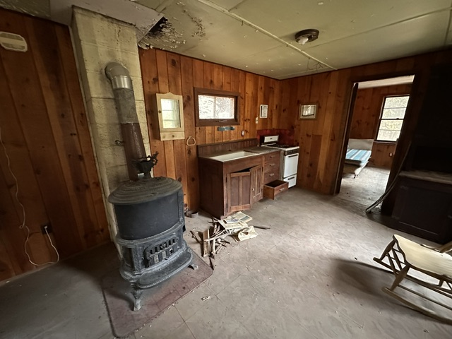 N 5439 Lake Road Property Photo 7