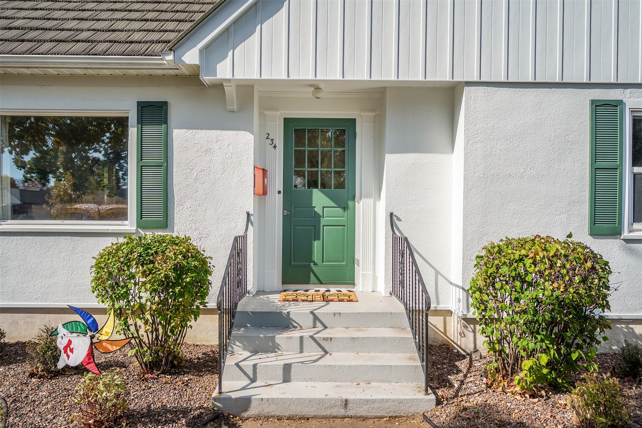 234 W Lexington Boulevard Property Photo 5