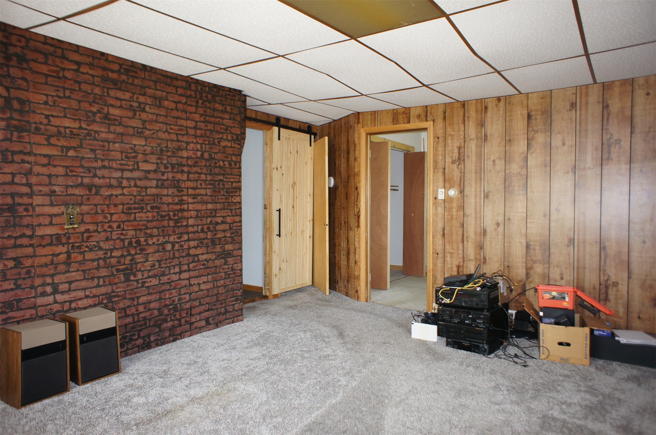 359 S State Street Property Photo 9