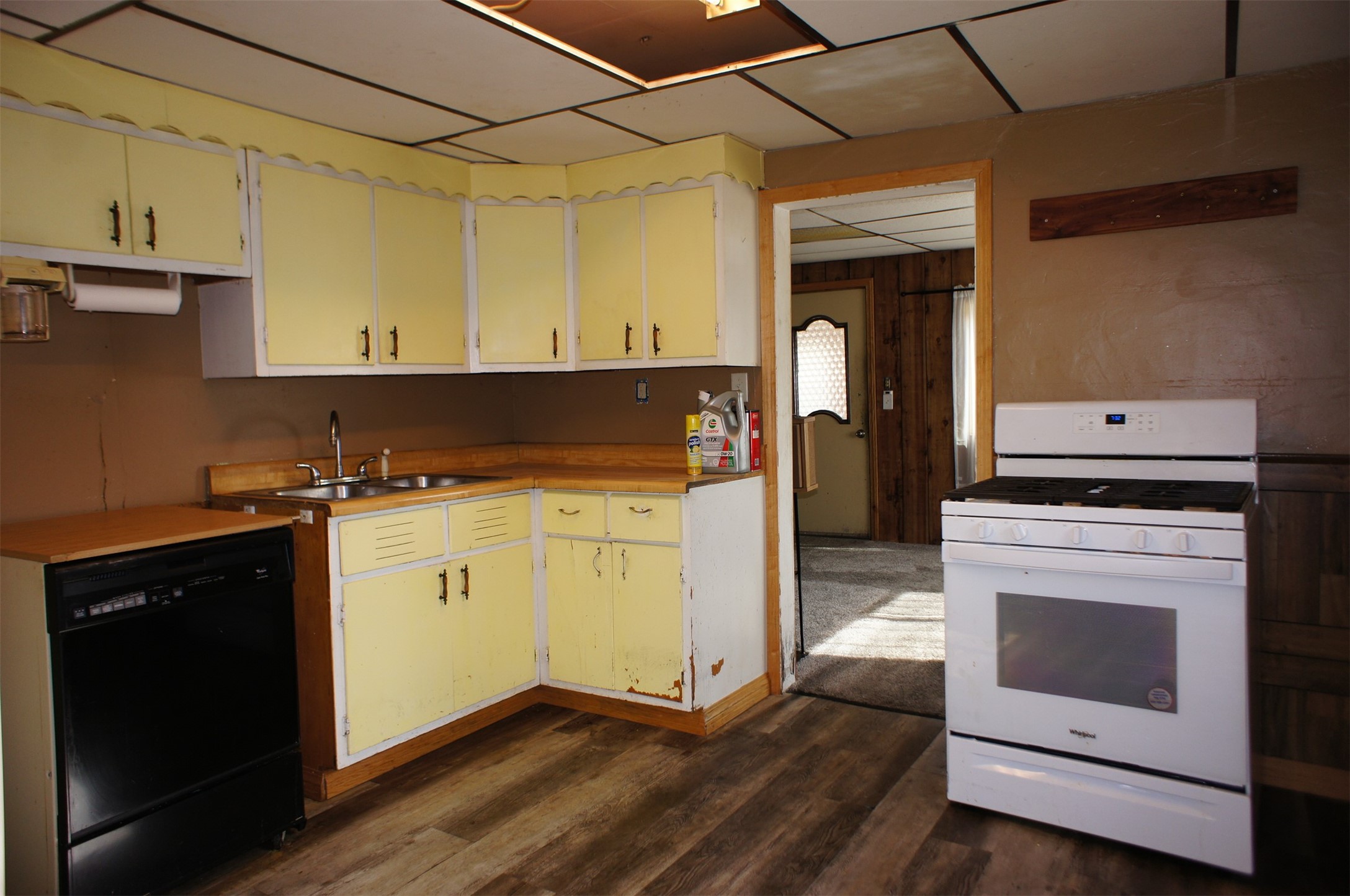 359 S State Street Property Photo 12