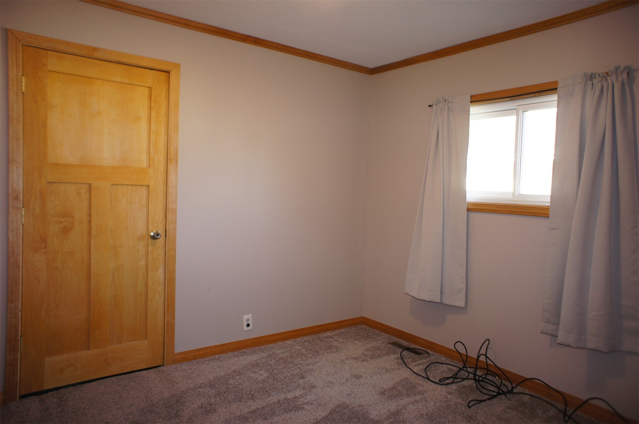 359 S State Street Property Photo 18