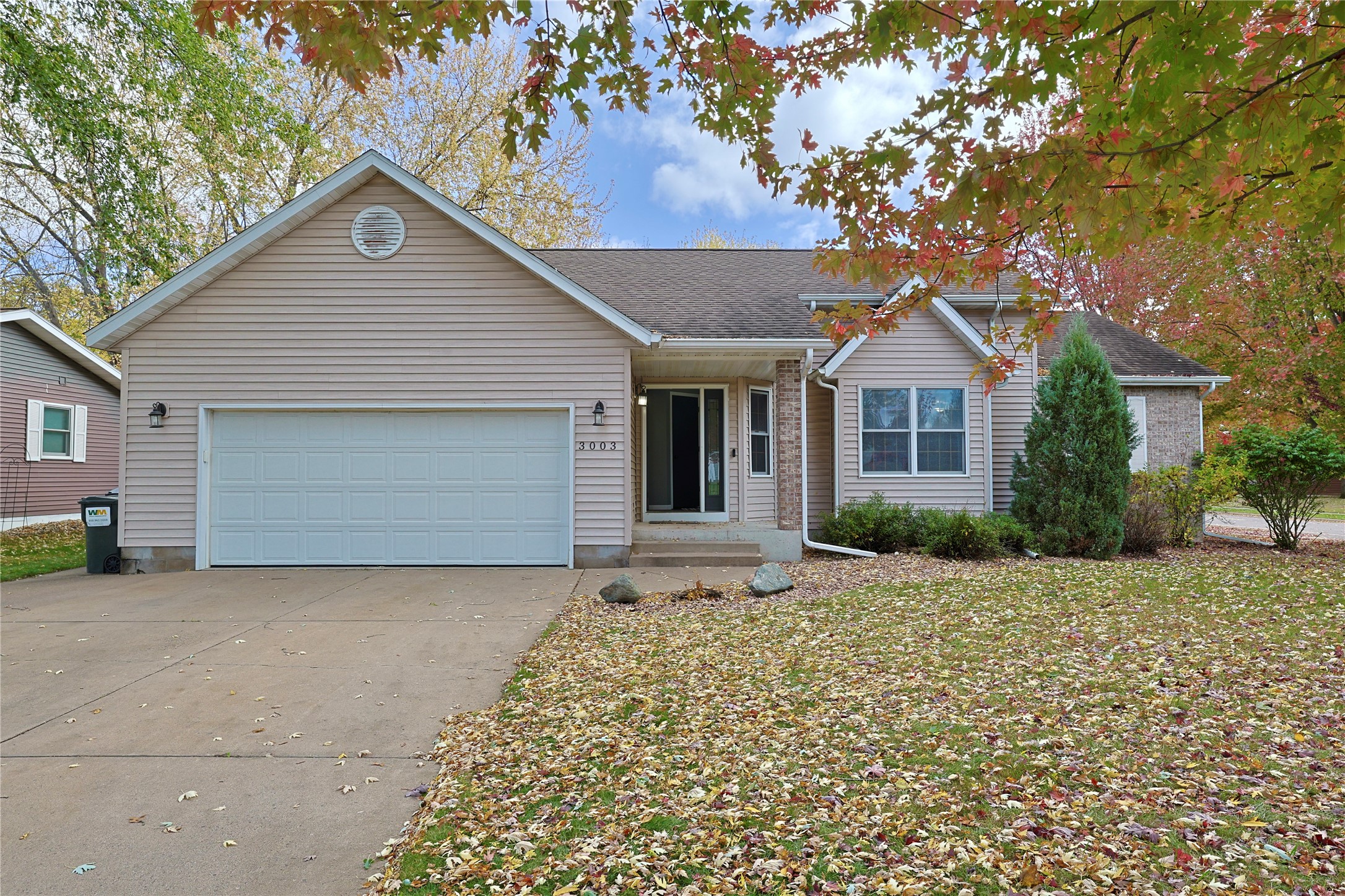 3003 Green View Drive Property Photo 1