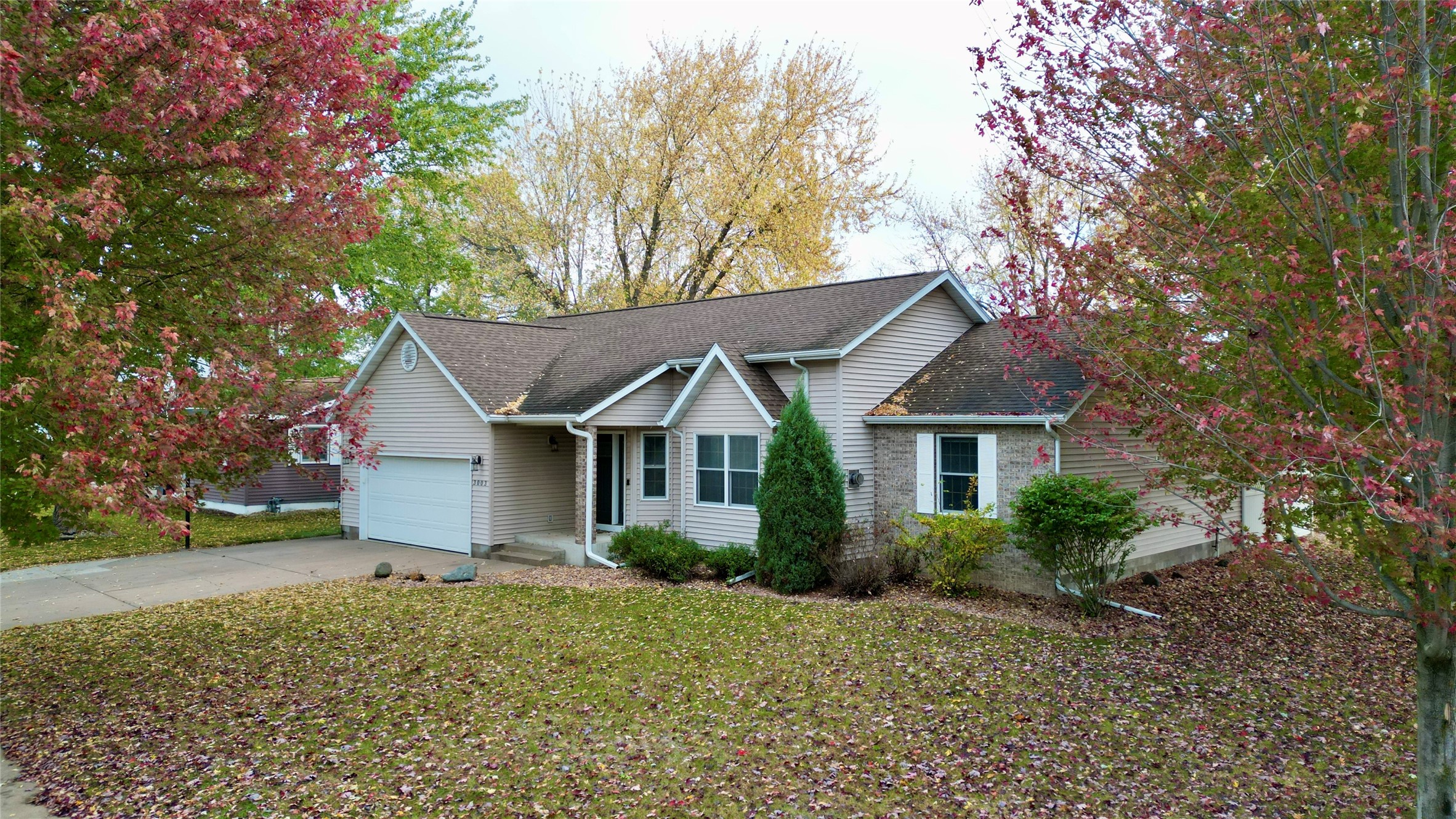 3003 Green View Drive Property Photo 5