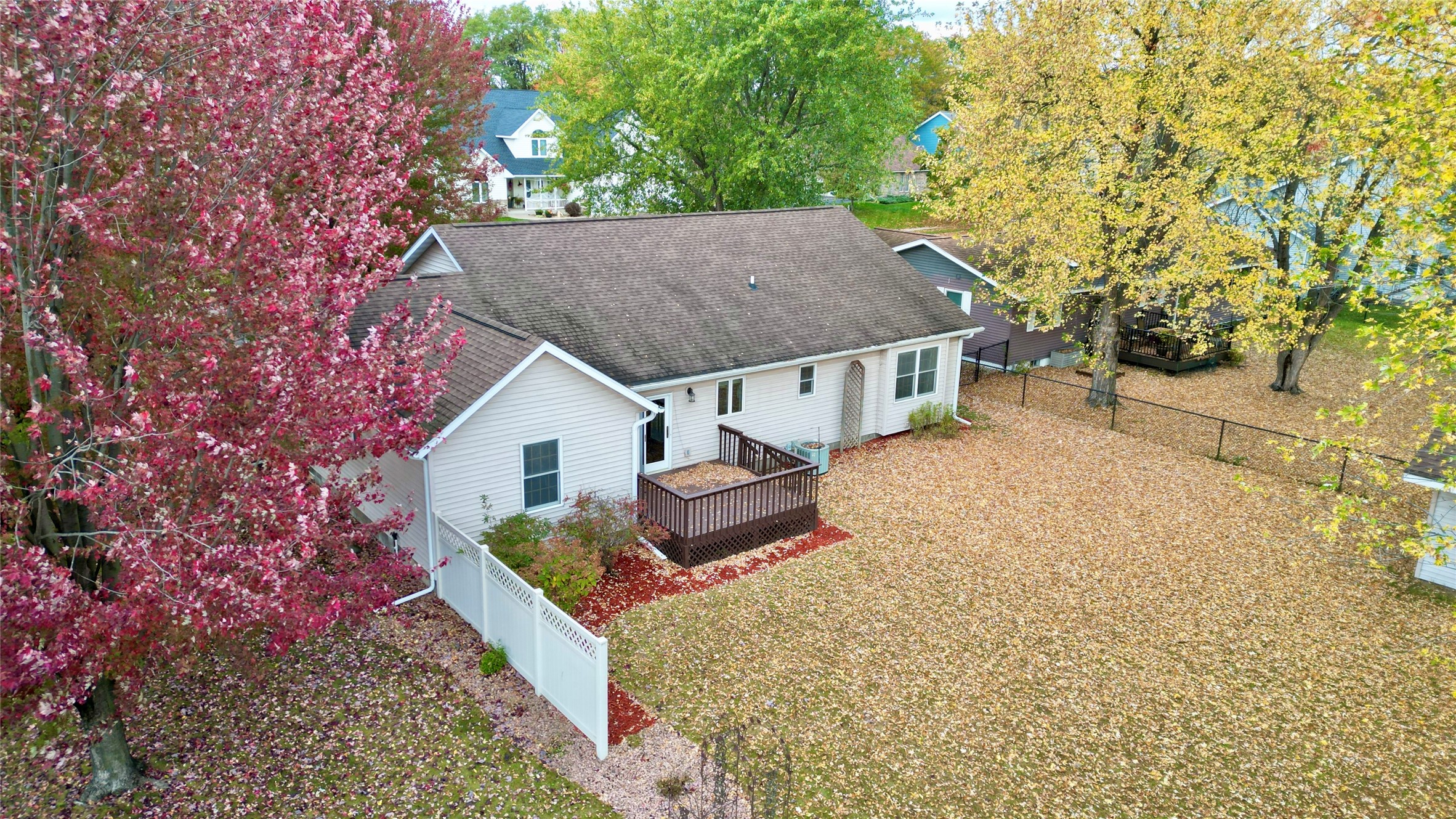 3003 Green View Drive Property Photo 6