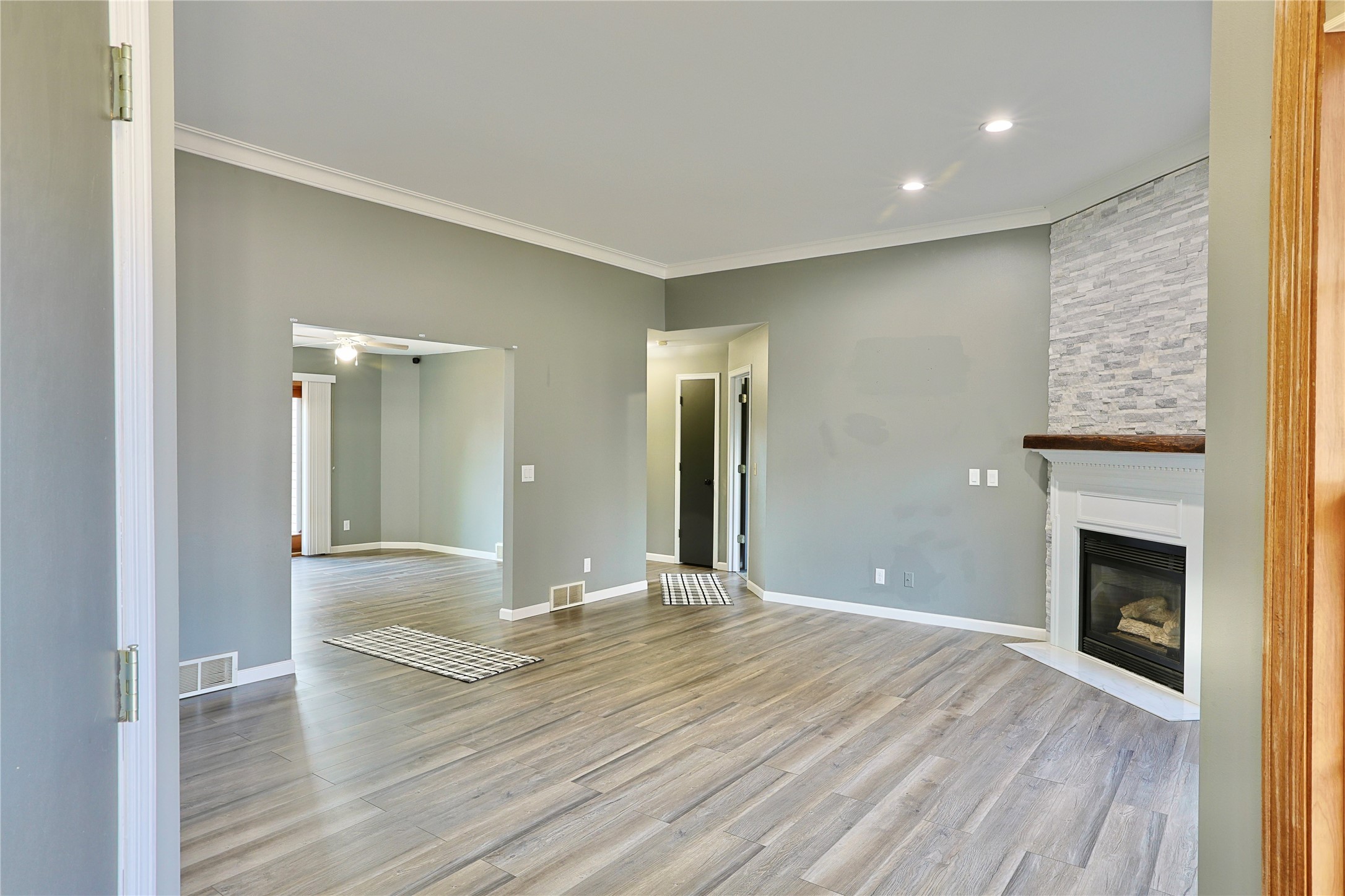 3003 Green View Drive Property Photo 9