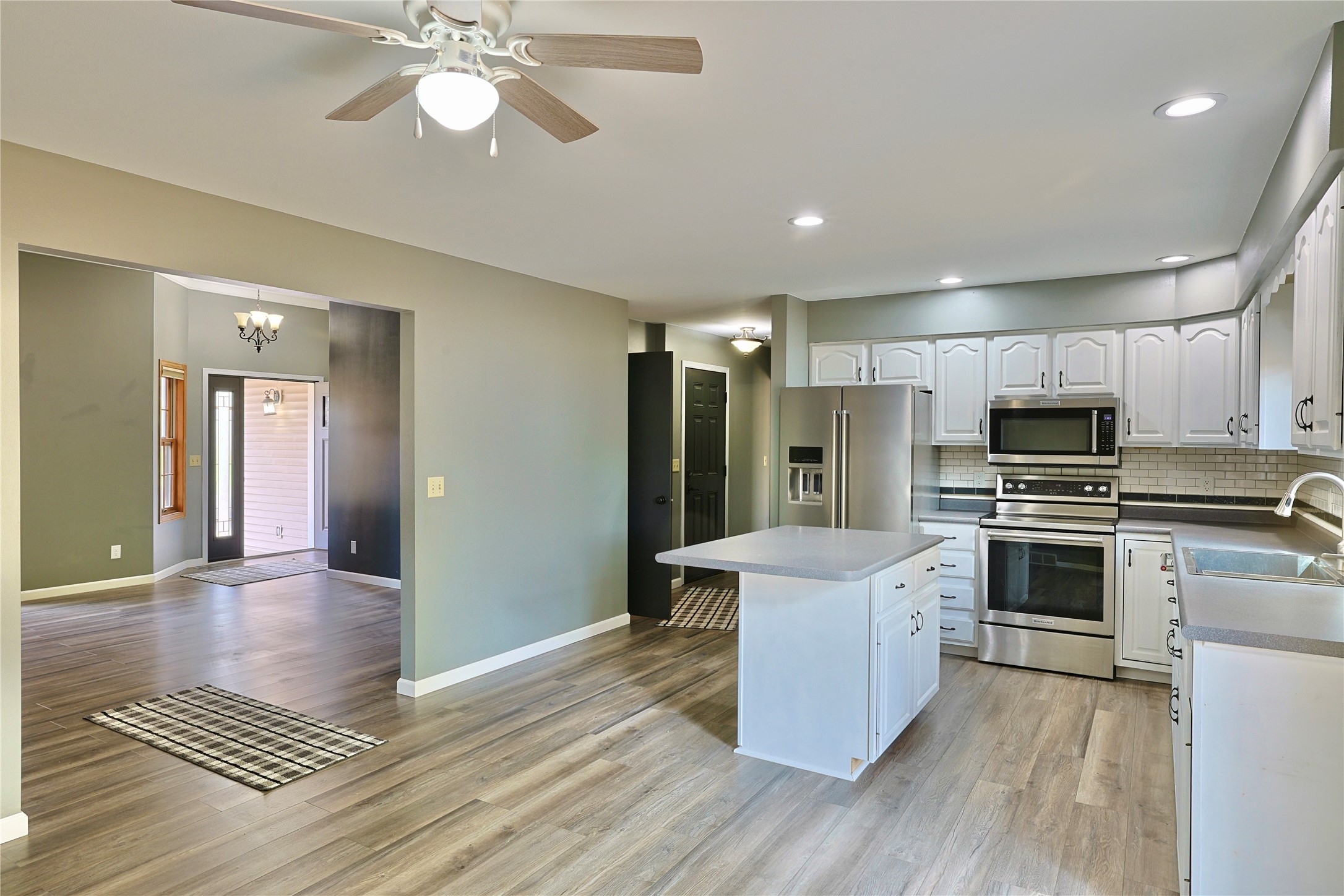 3003 Green View Drive Property Photo 16