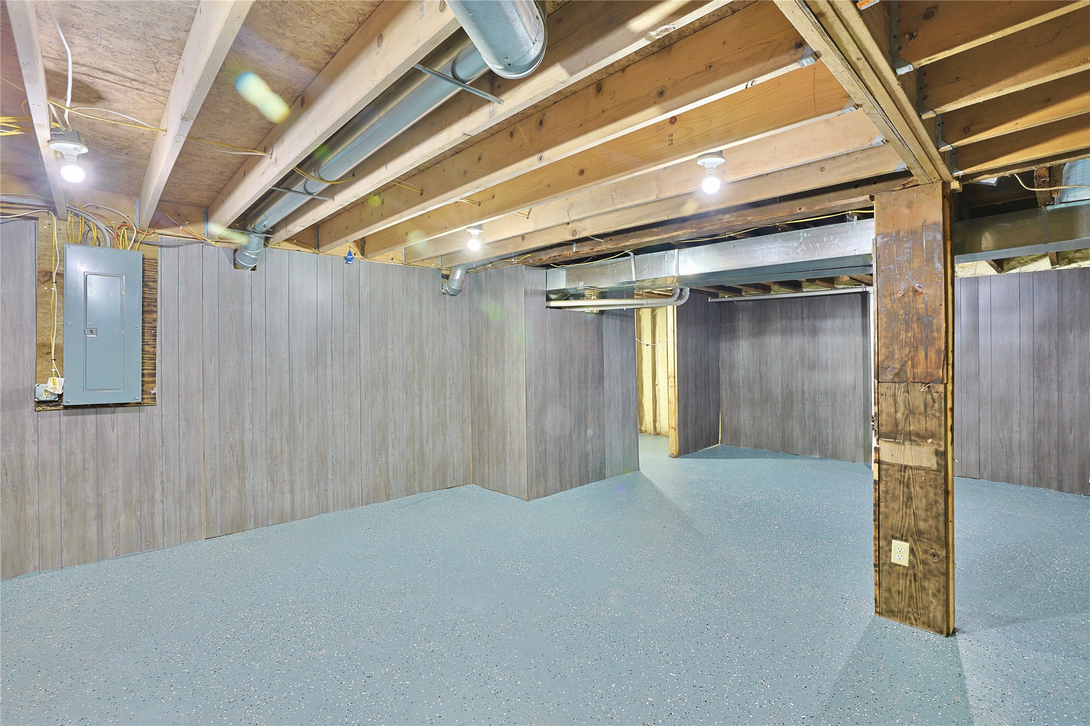 107 4th Street W Property Photo 27