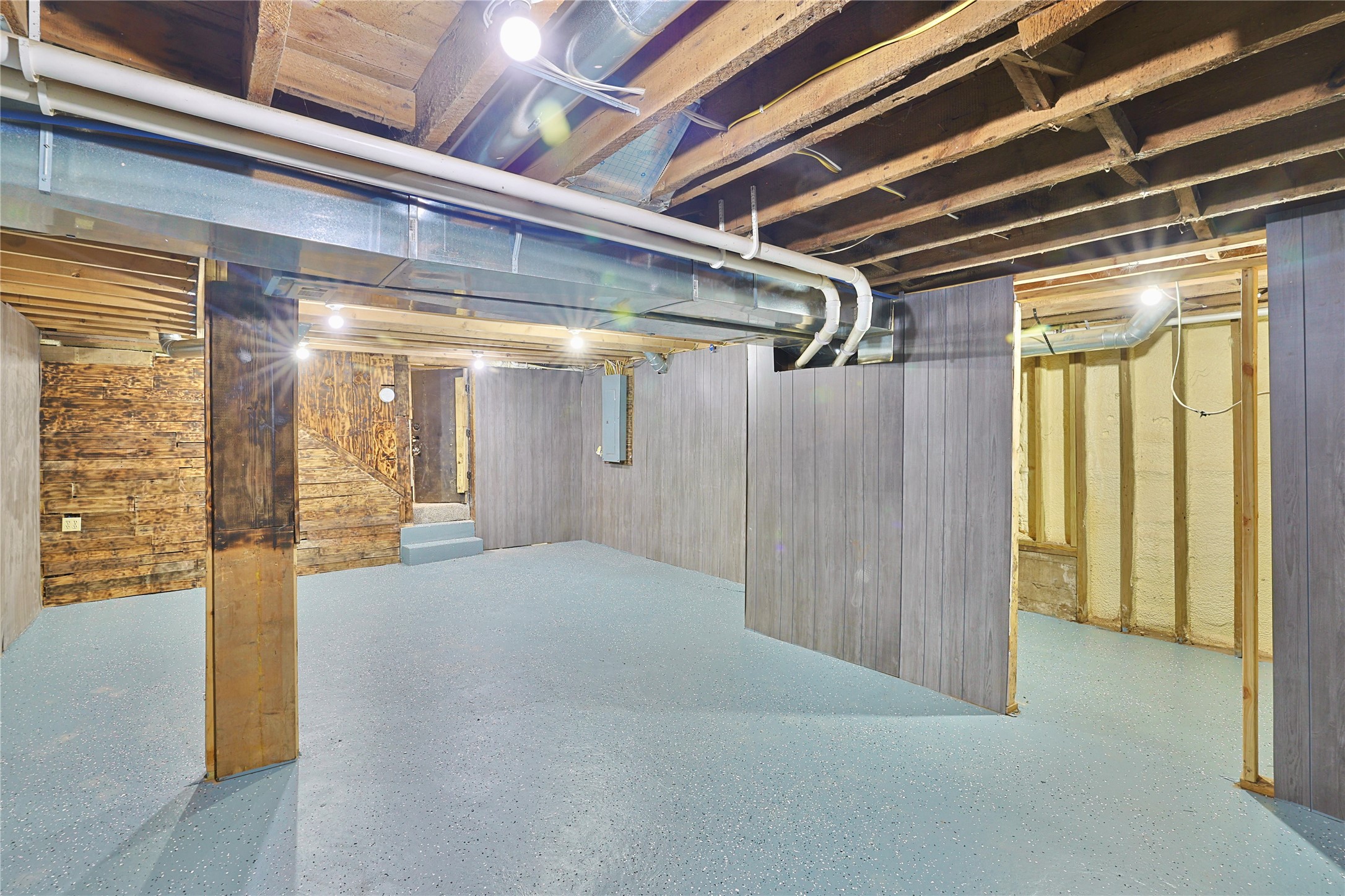107 4th Street W Property Photo 28