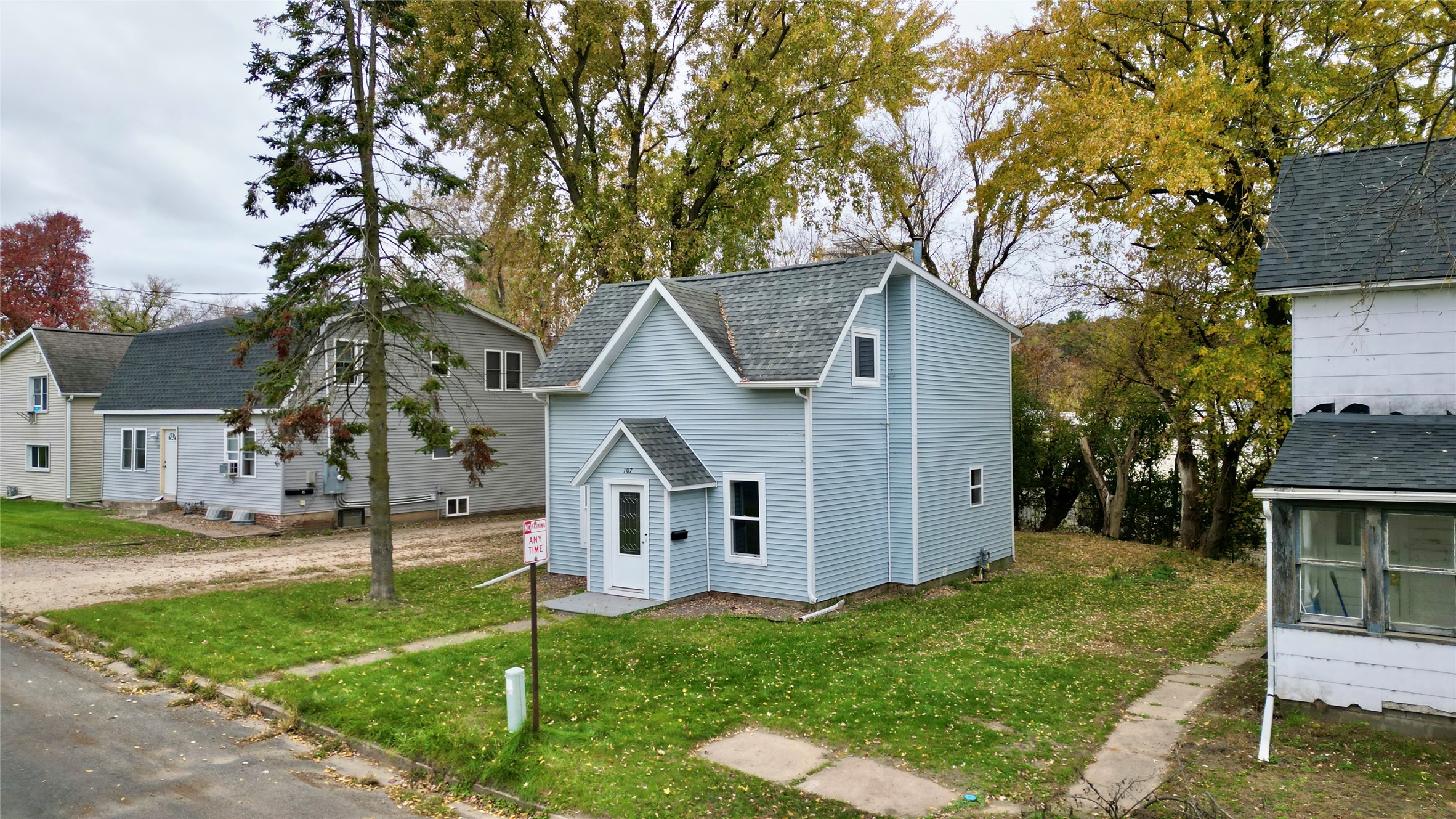 107 4th Street W Property Photo 32