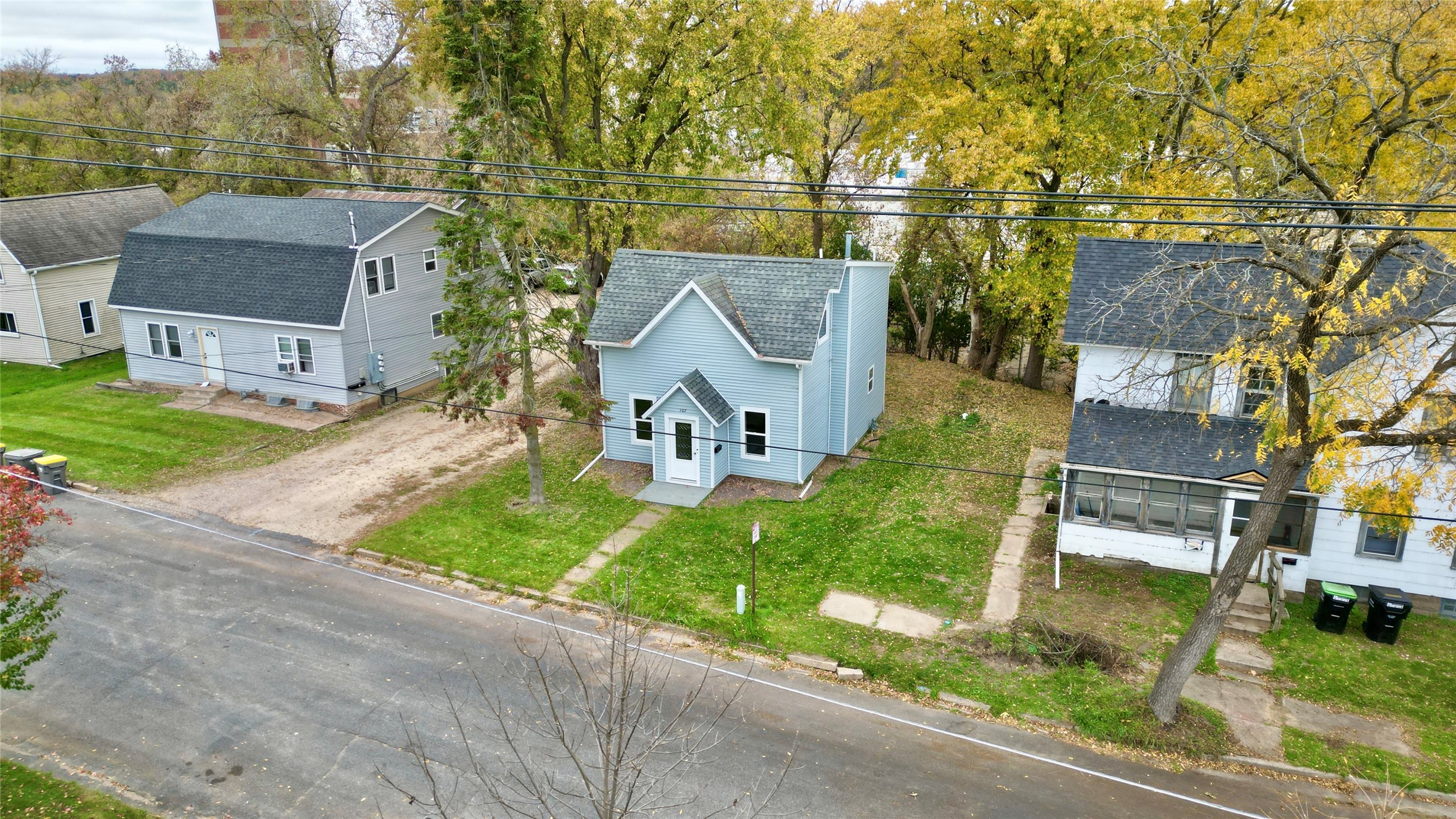 107 4th Street W Property Photo 37