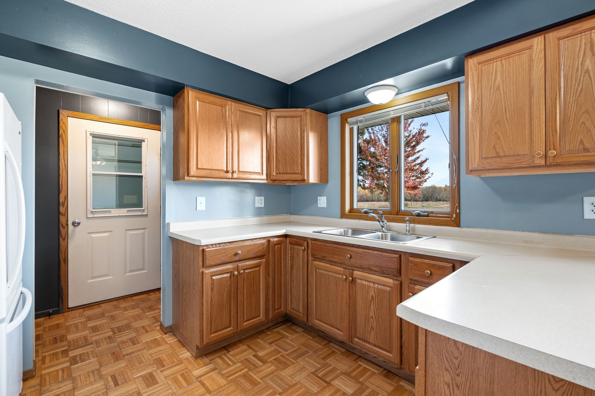 456 3rd Street Property Photo 4