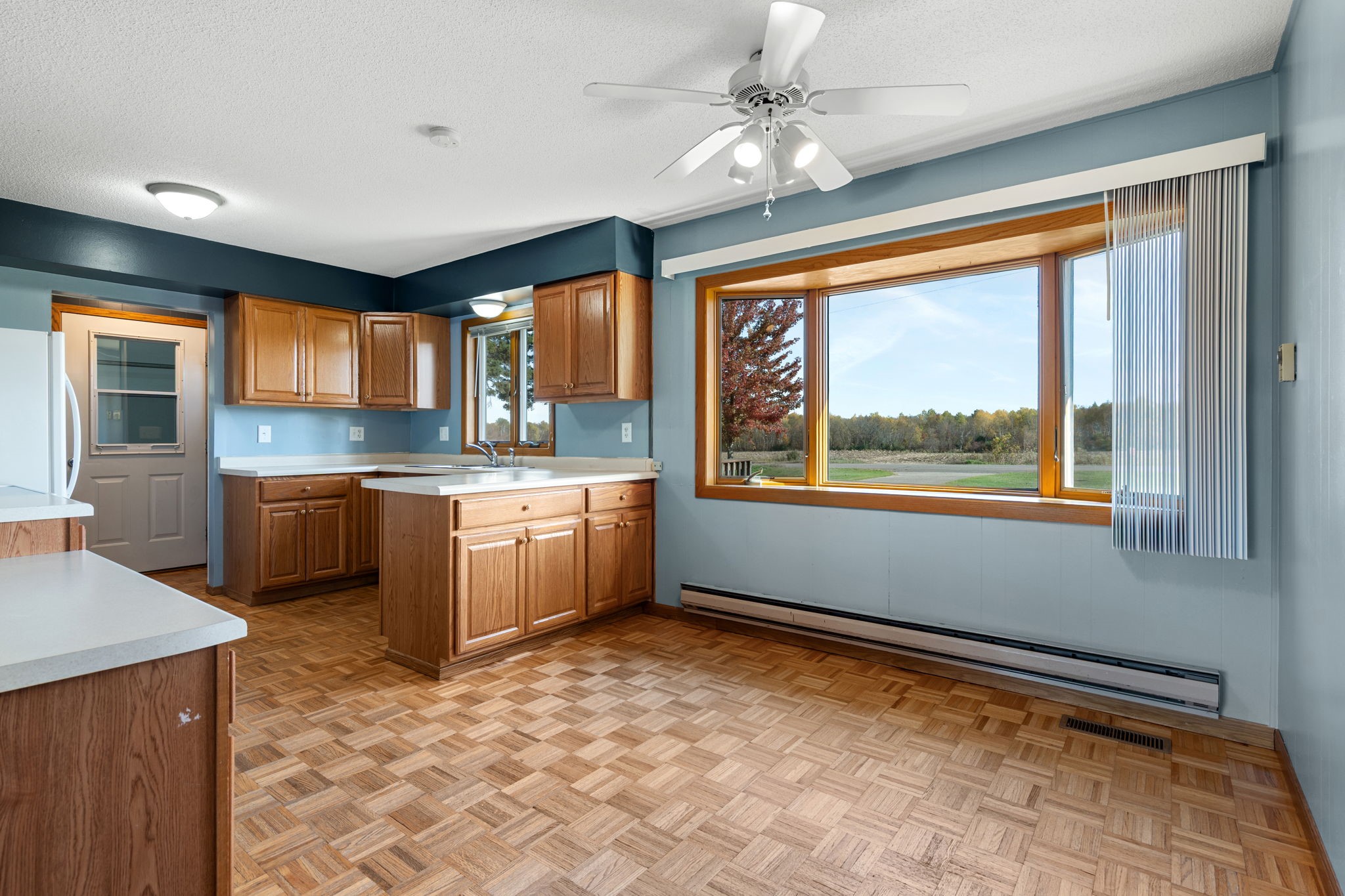 456 3rd Street Property Photo 7
