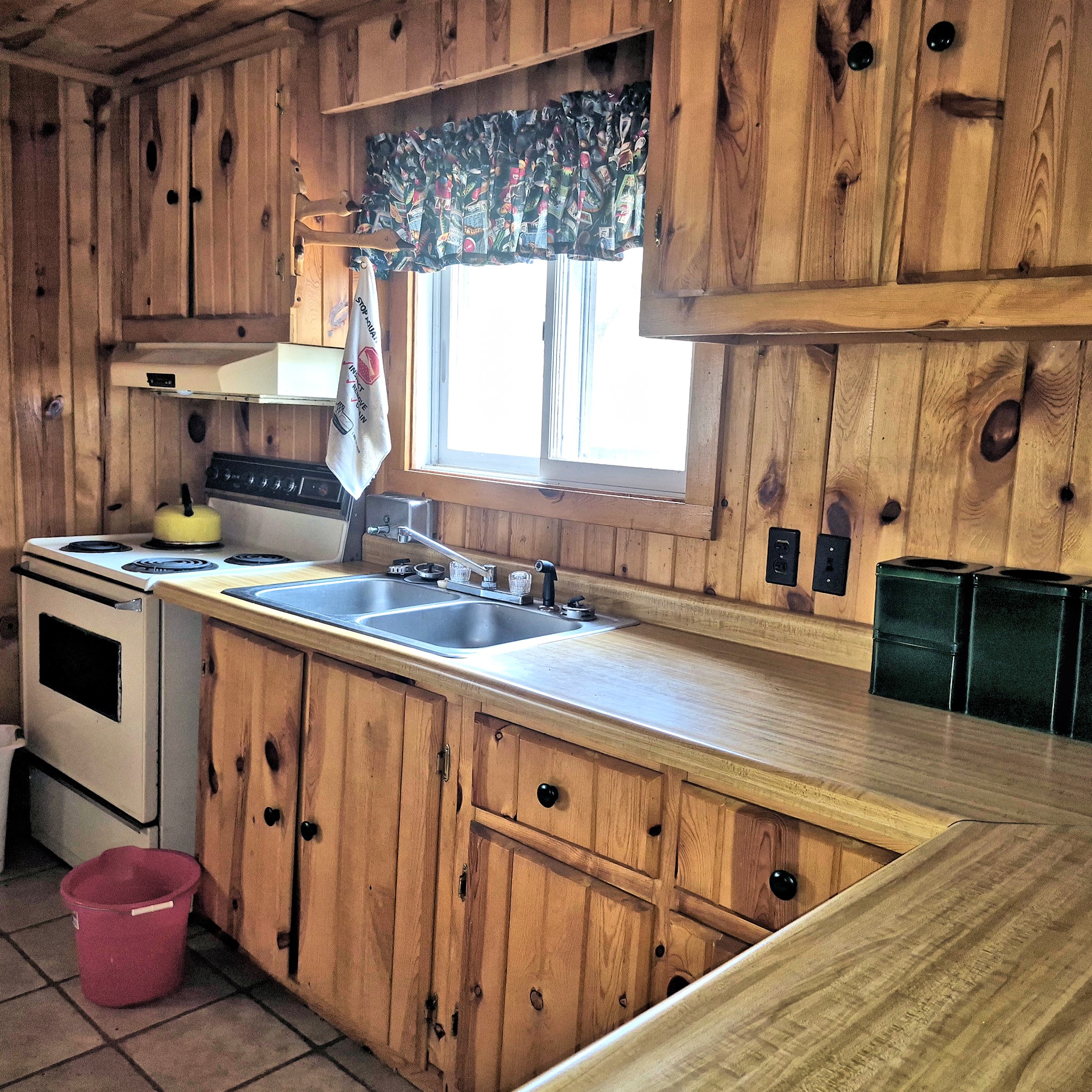 7629n Fox Avenue Property Photo 15