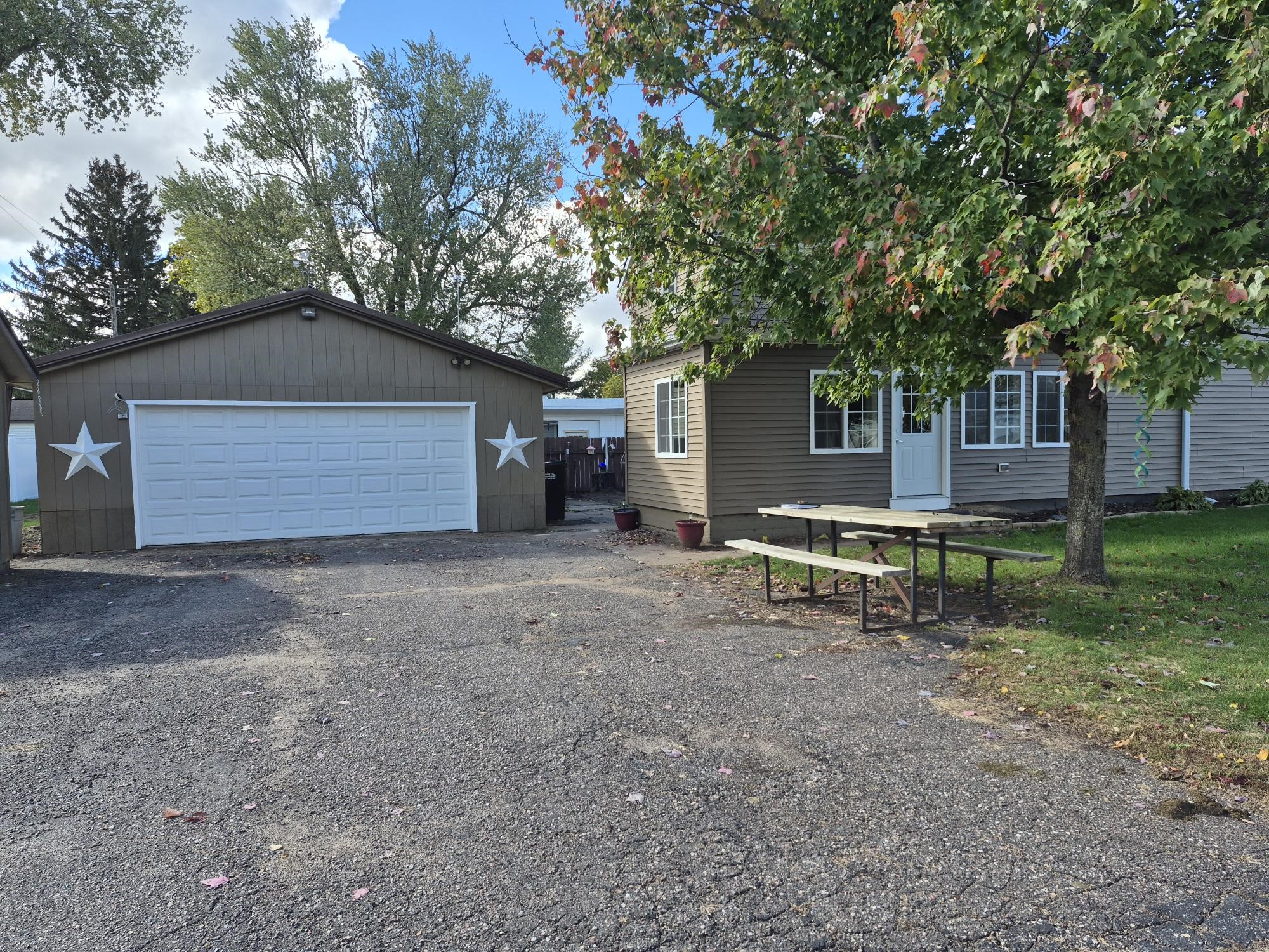1231 E Prospect Street Property Photo 33