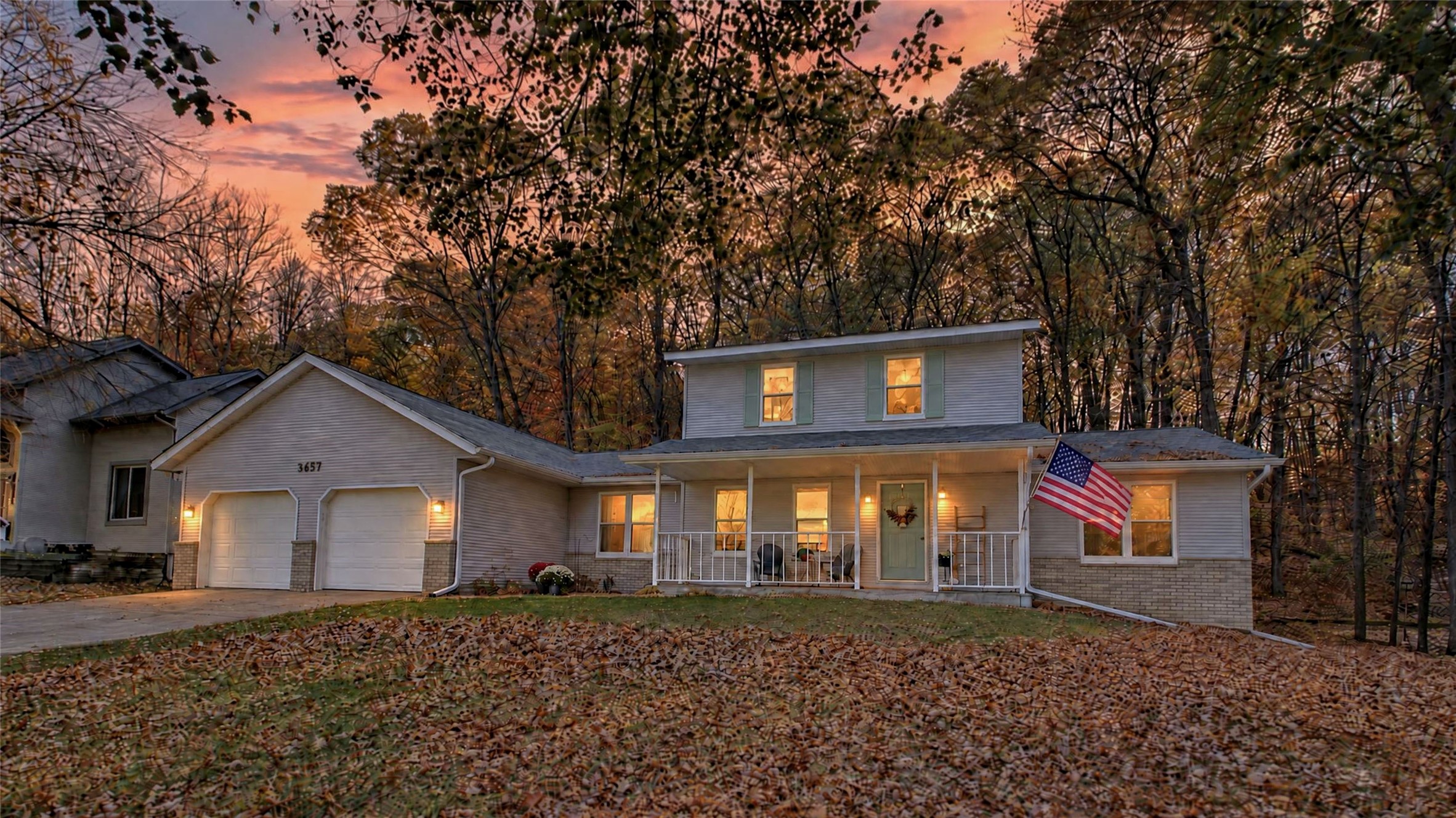3657 Oak Hill Place Property Photo 2