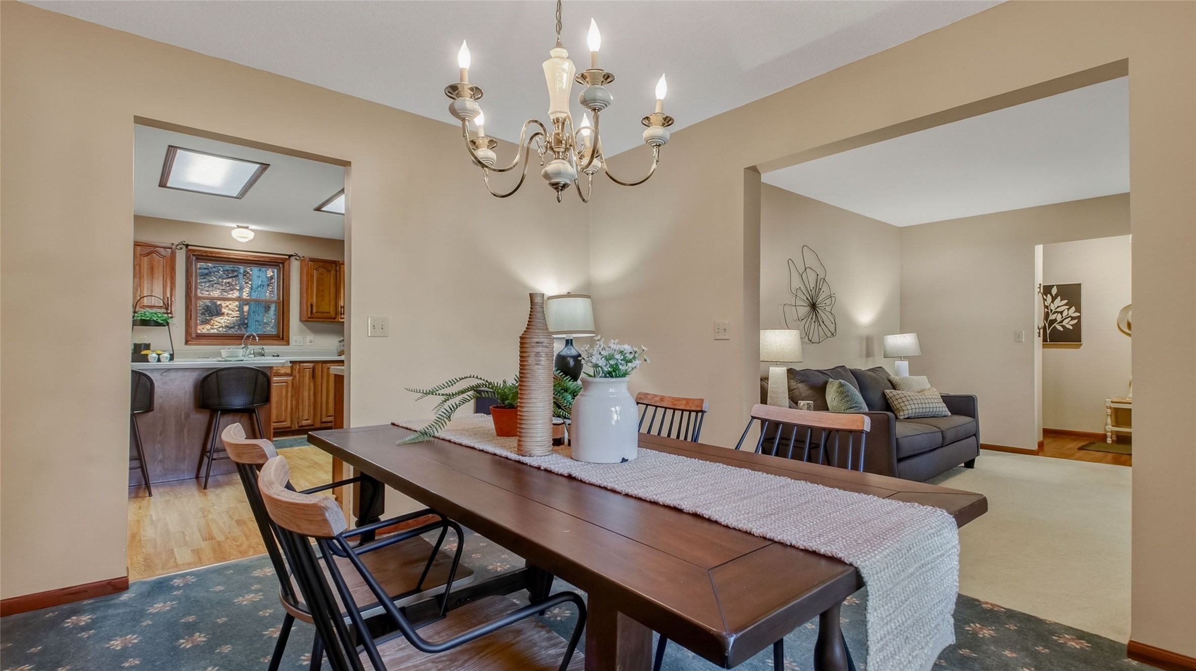 3657 Oak Hill Place Property Photo 9