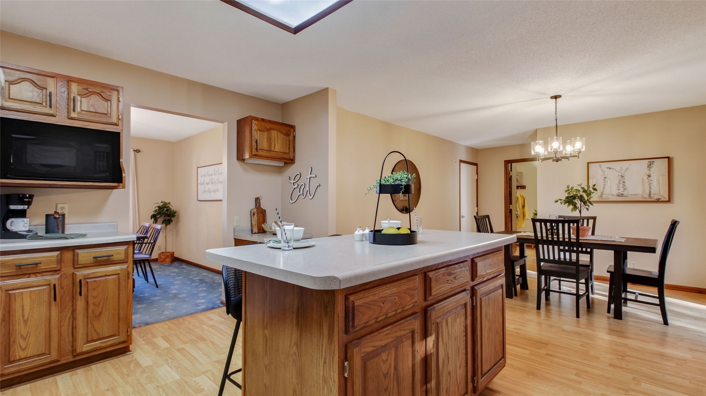 3657 Oak Hill Place Property Photo 12