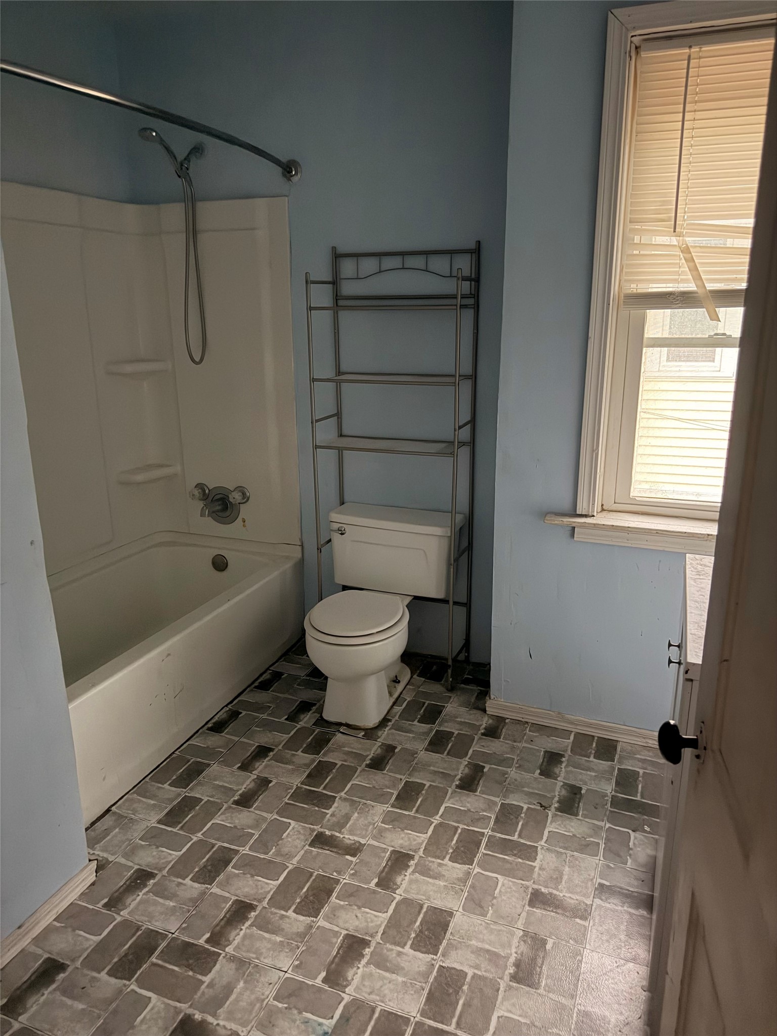 421 Hudson St Property Photo 20