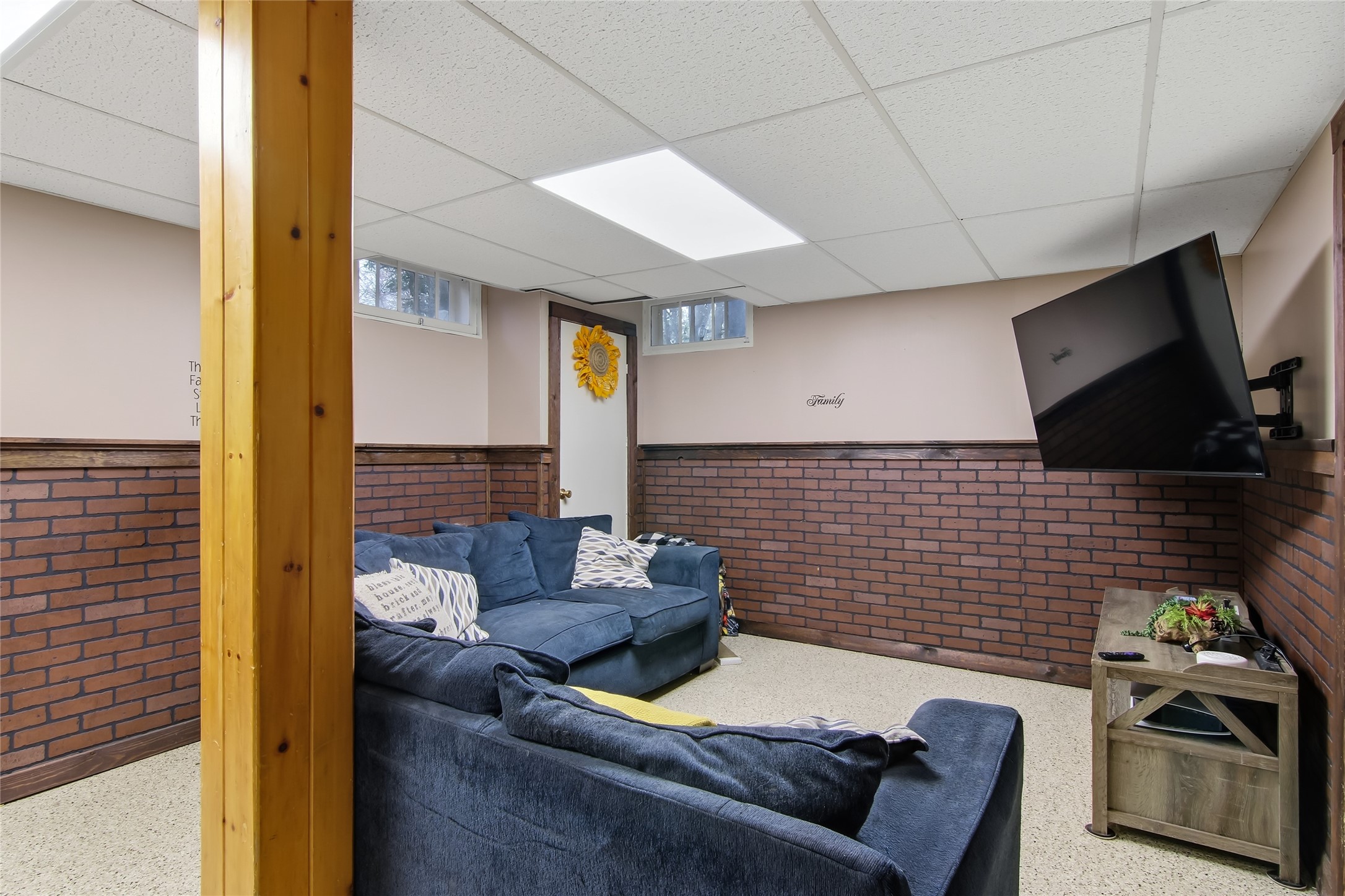 309 Roesler Avenue W Property Photo 32