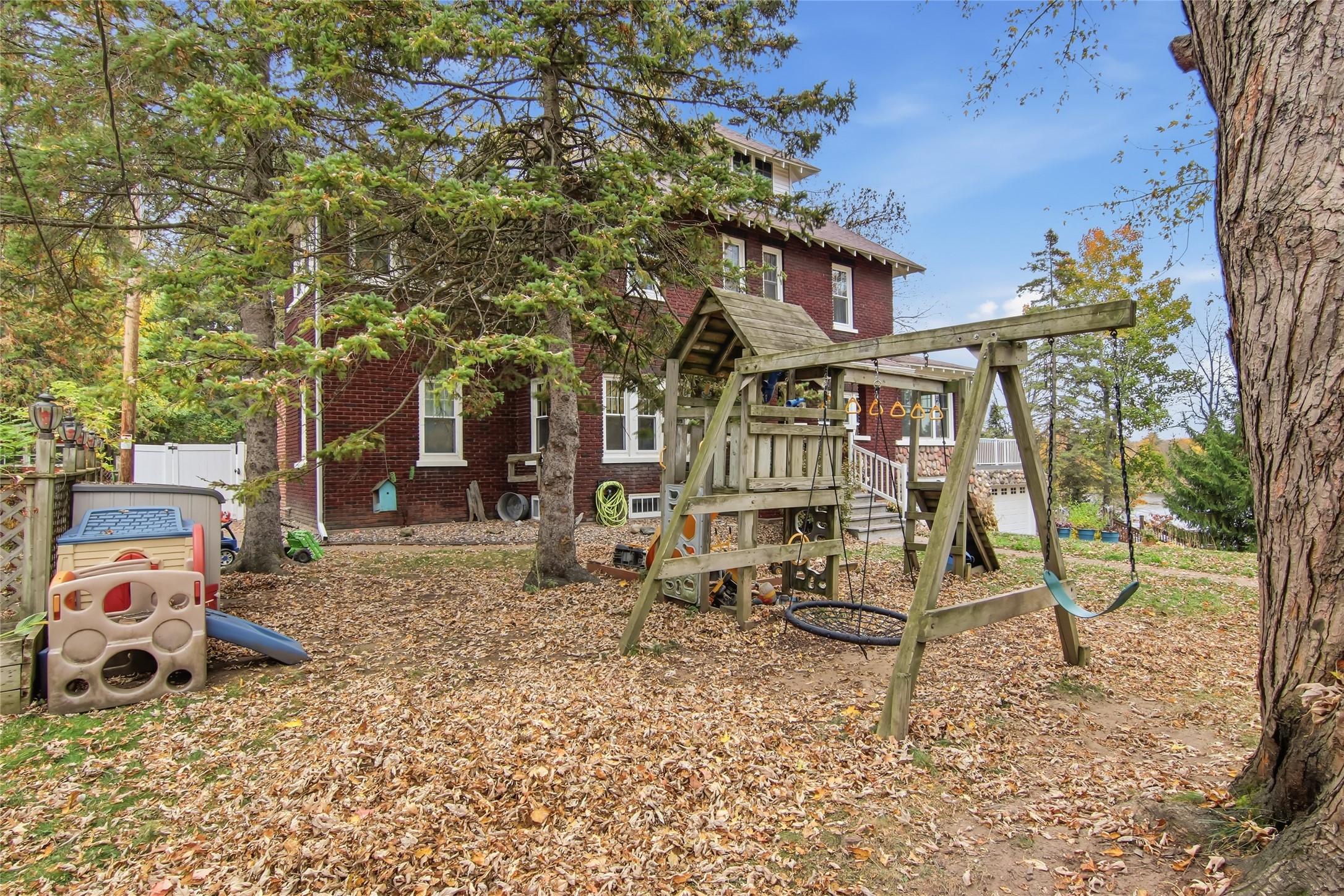 309 Roesler Avenue W Property Photo 53